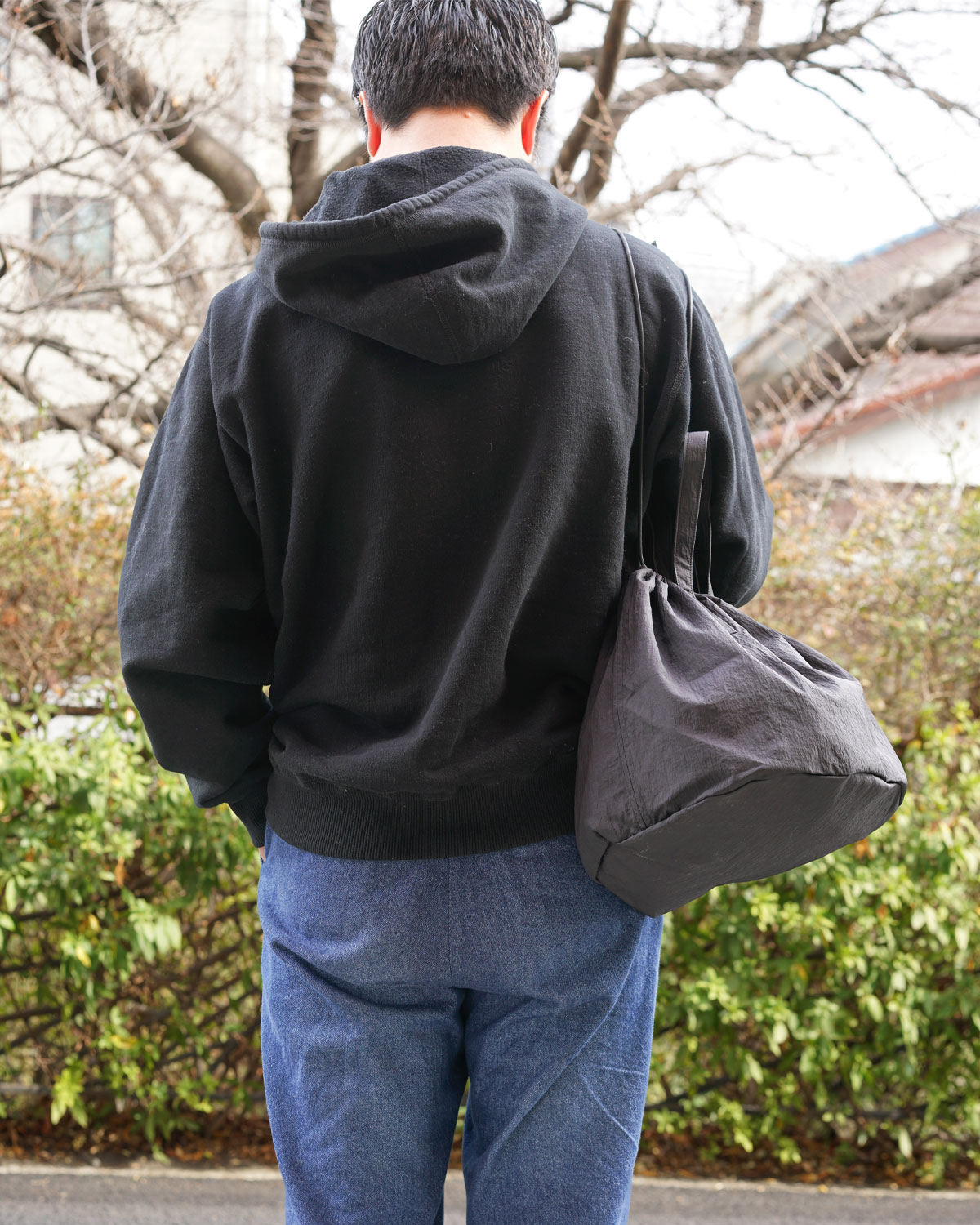 BLACK（同素材でキャップとハットの展開もあります）