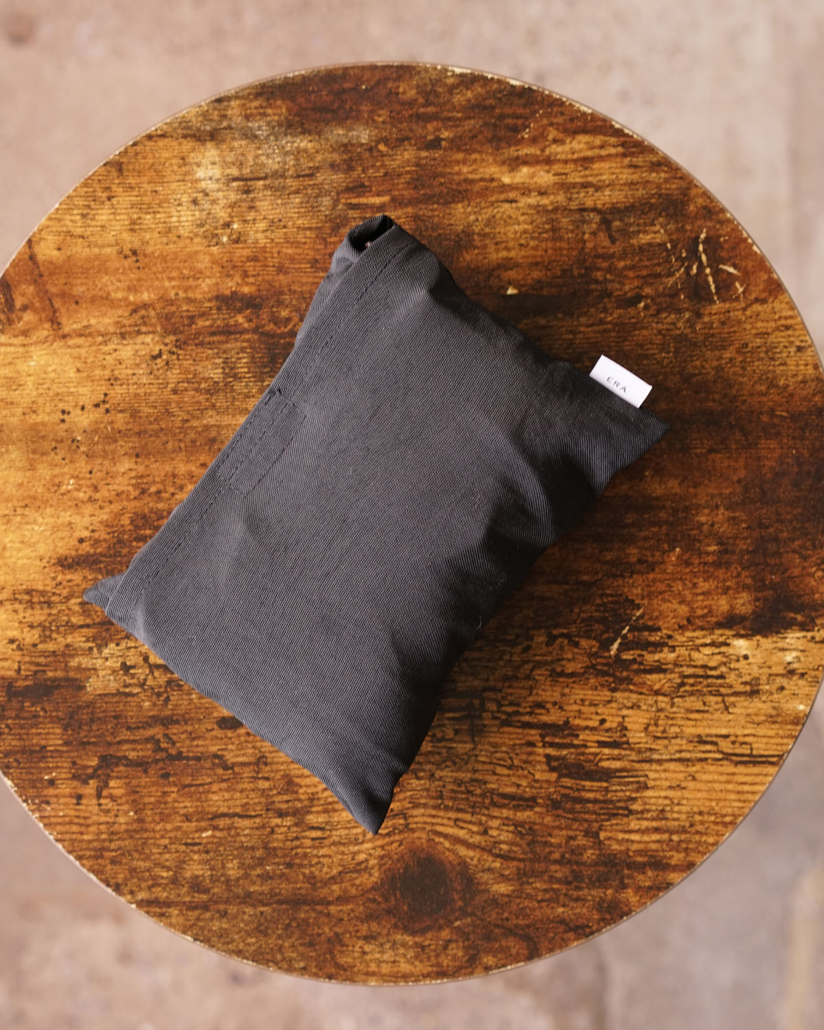 UMBER（内ポケットに納めてパッカブルで使えます）