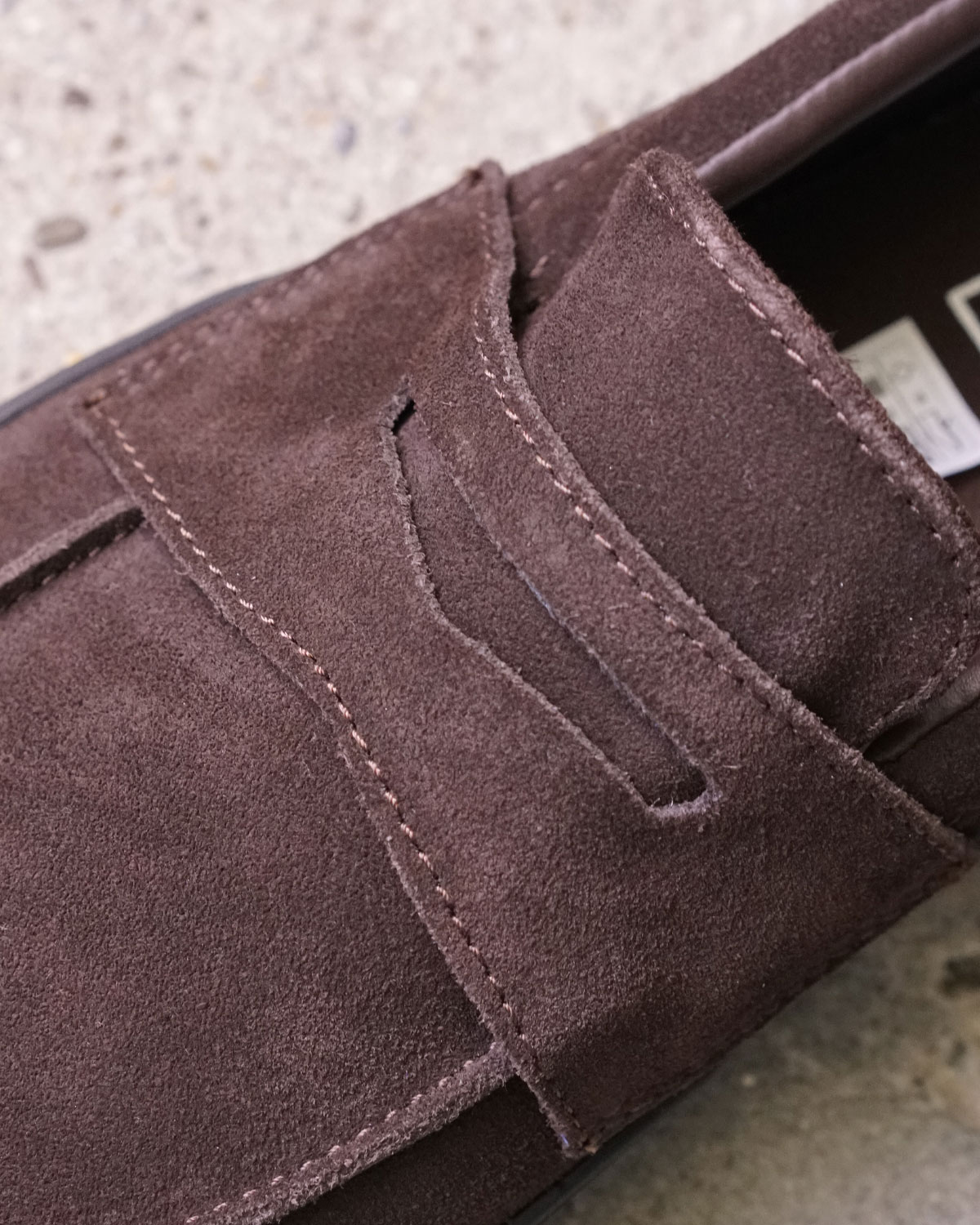 brown（サイドにピスネームが付きます）