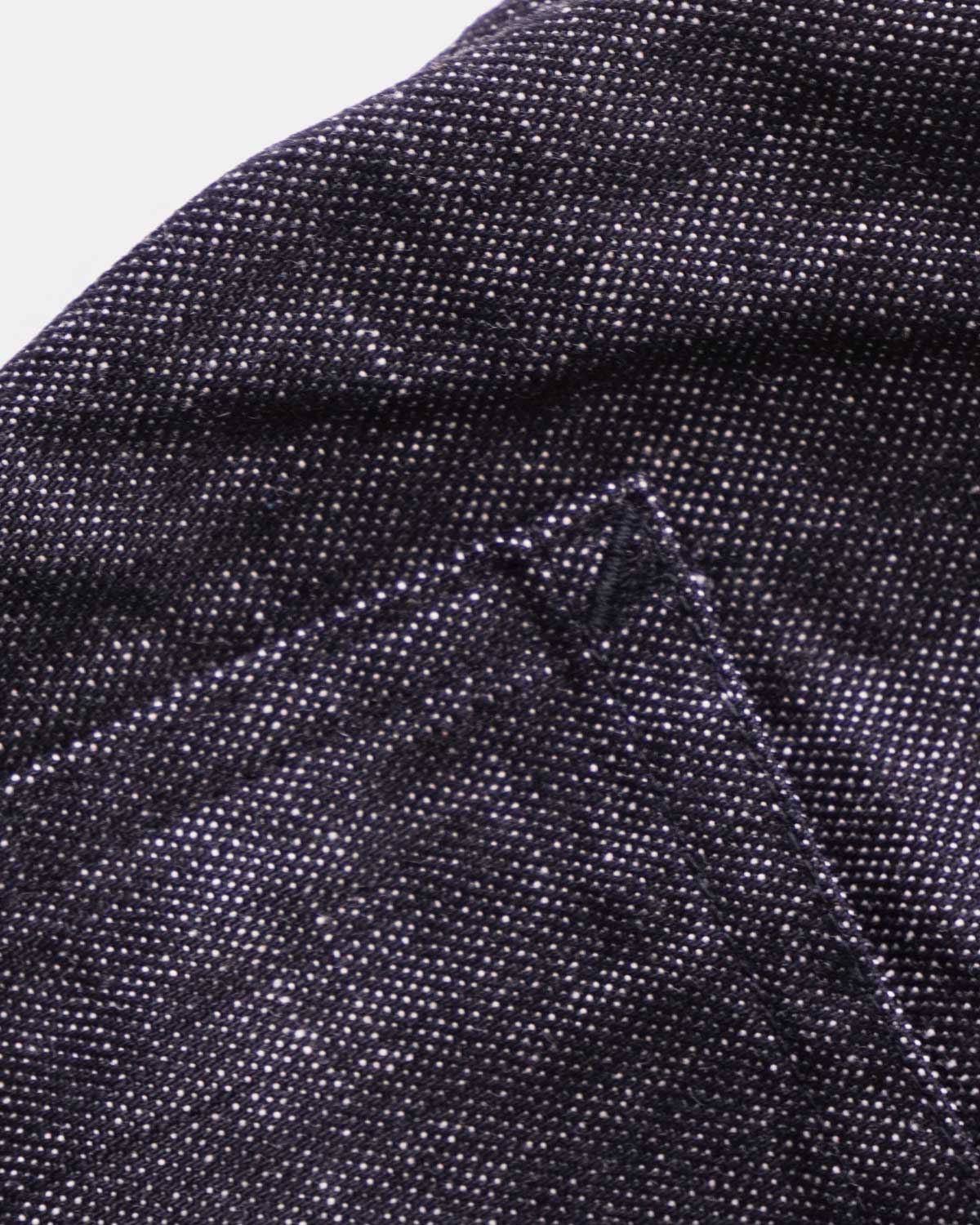 BLACK（ブラックのかんぬきは同色で統一感のある仕様）