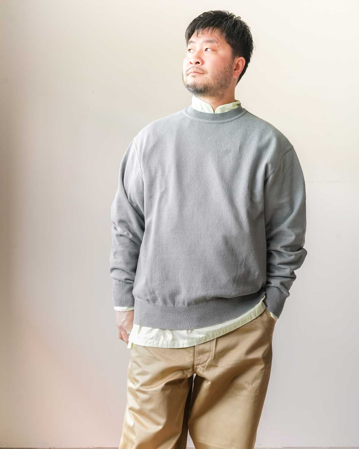 LIME(インナーに着て襟を少し出すのもオススメです)