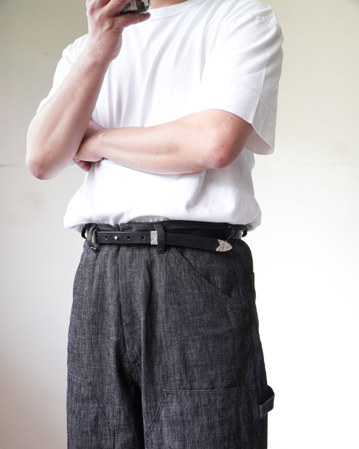 BLACK(画像にはありませんがスラックスとも相性は良いです)