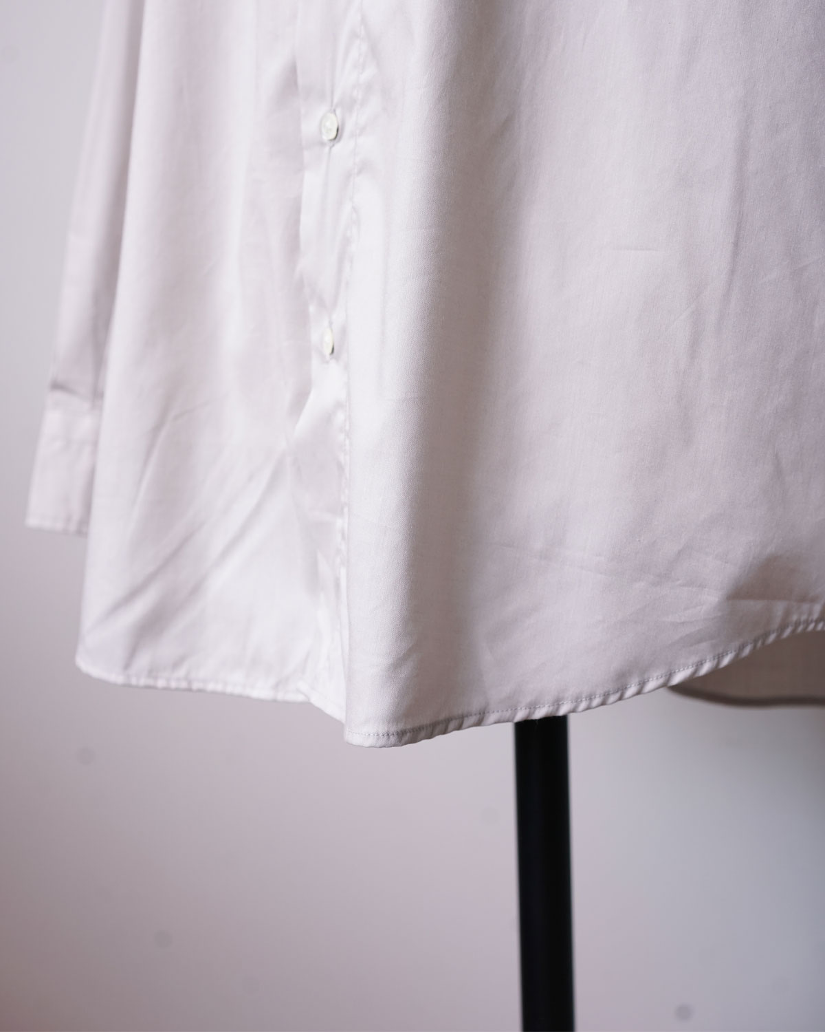 Light Gray（裾はラウンド型）