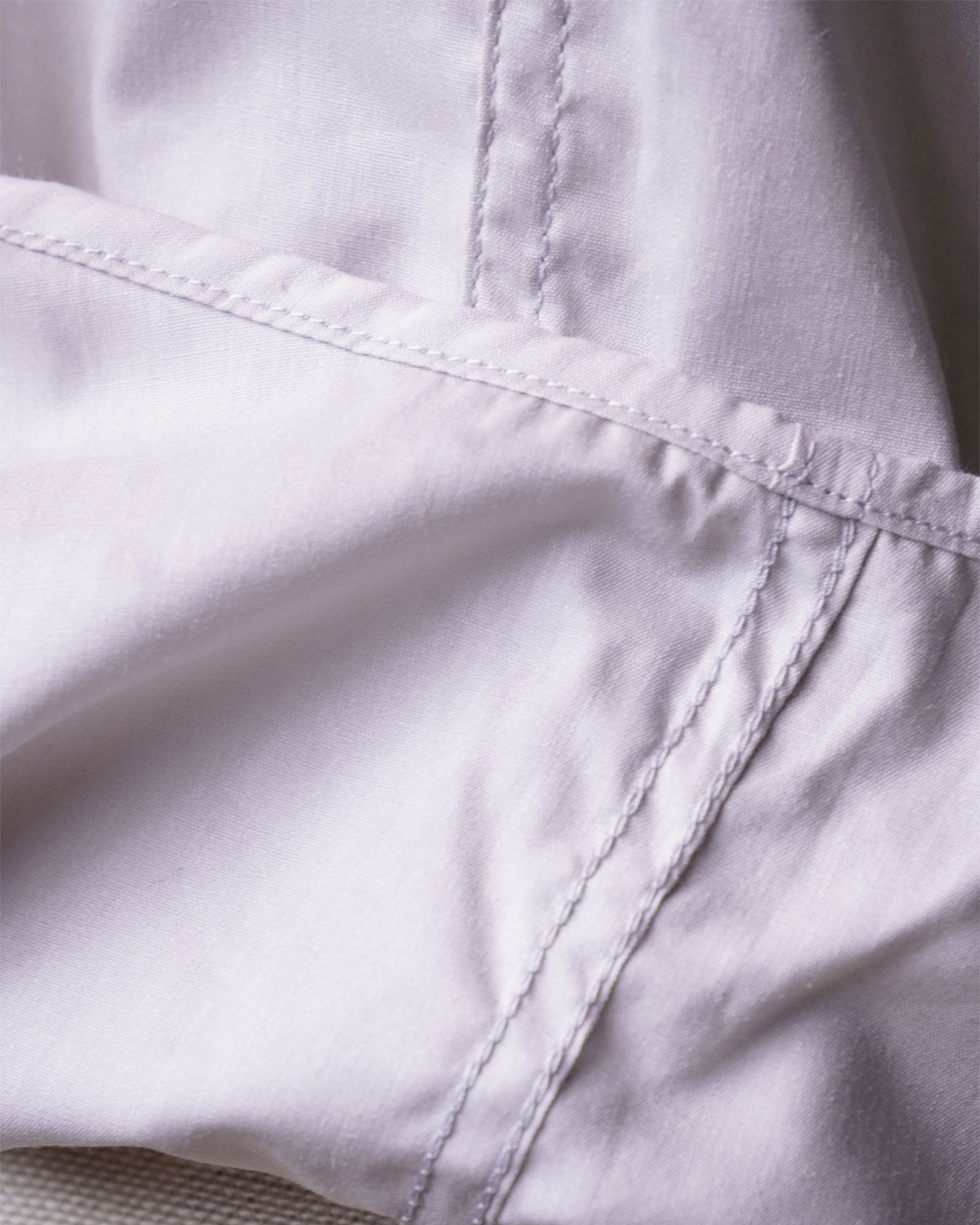 Light Gray（サイドは環縫いされておりワークらしさを感じられます）