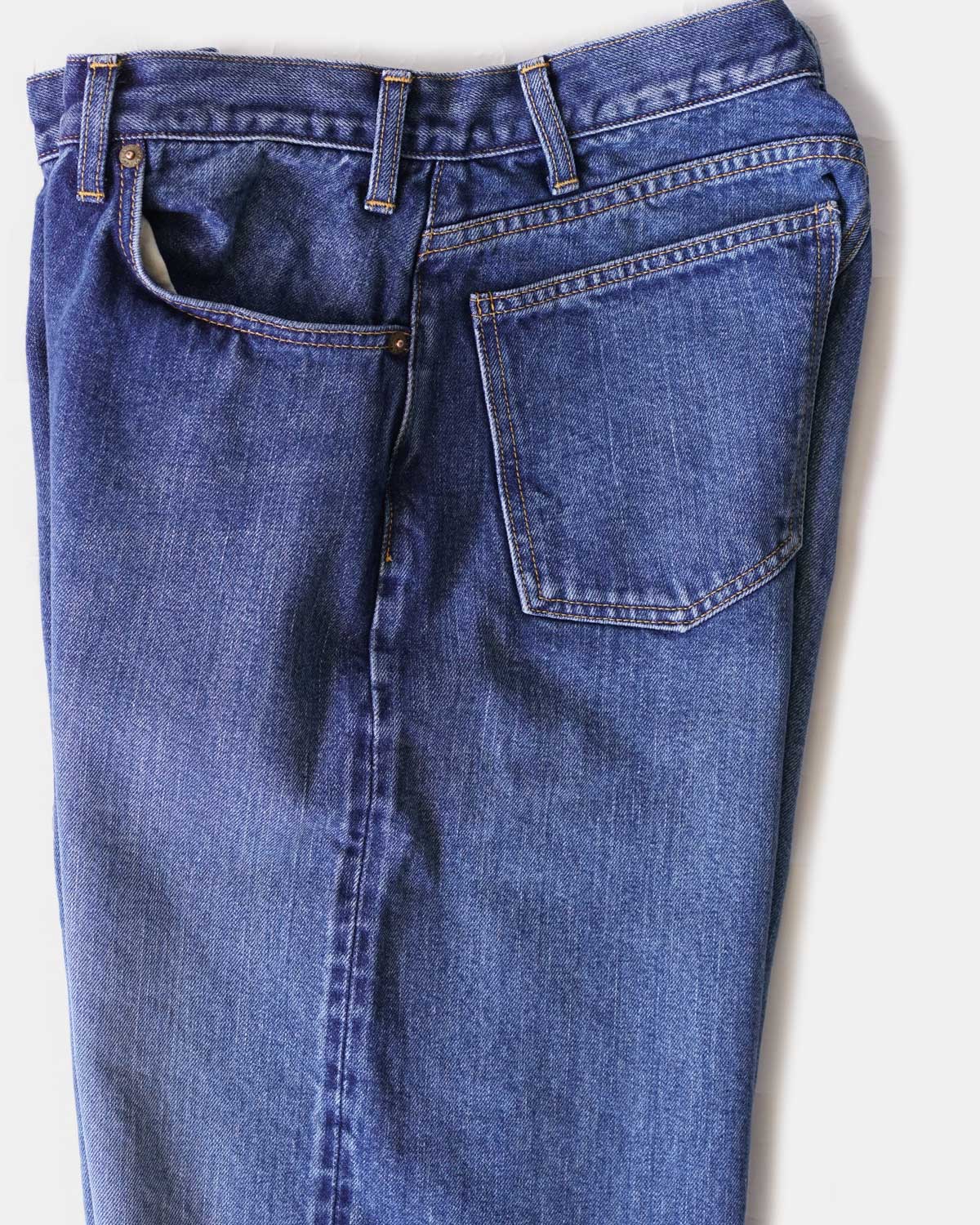 Medium Blue(ヒップにも余白があるので日本人の大家にフィットしやすいです)