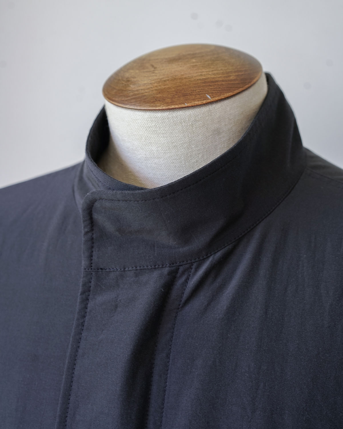 Dark Navy(らしいスタンドカラー)