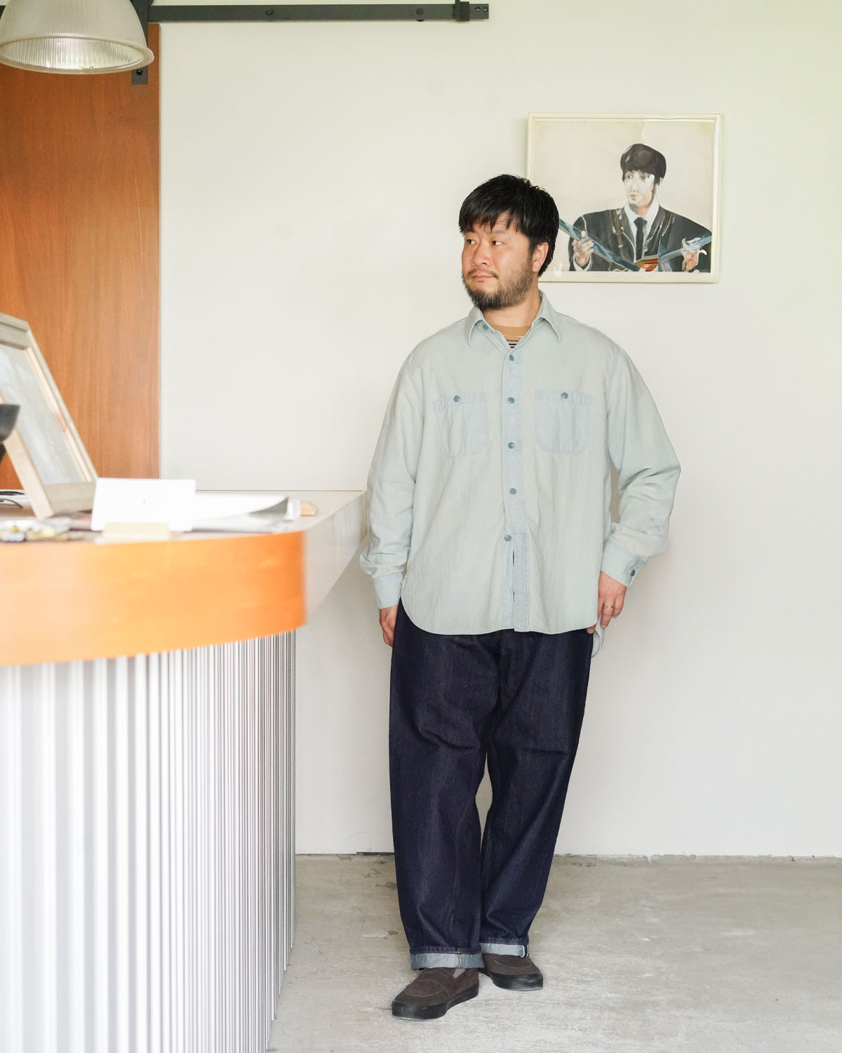 Light Indigo（CIOTAのBaggy 5 pocket pantsとの相性が良いです）