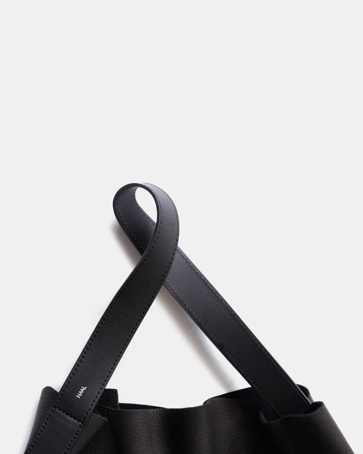 BLACK（しっかり丈夫でしなやかな安定したハンドル）