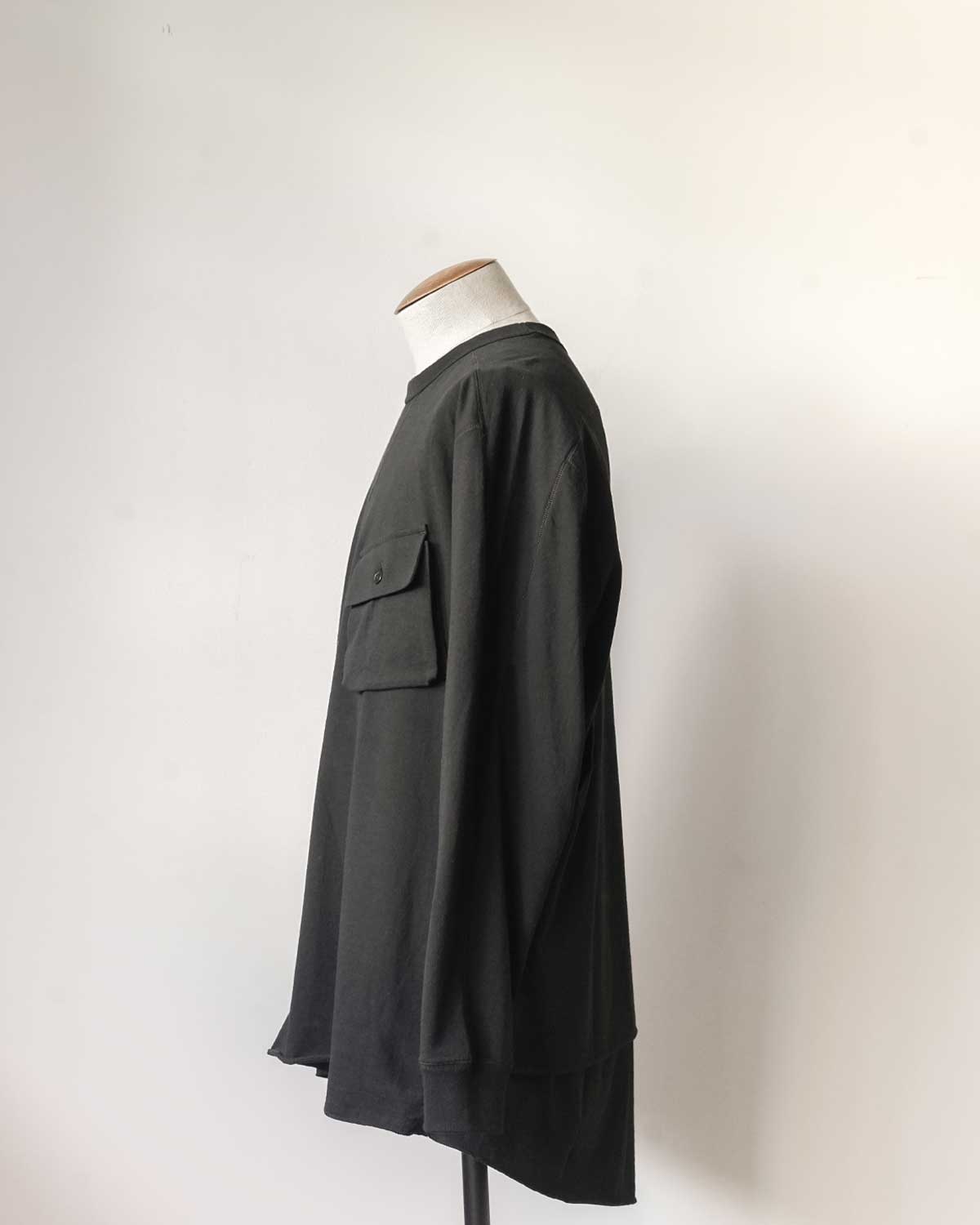 HUNTING POCKET TEE L/S - BLACK
