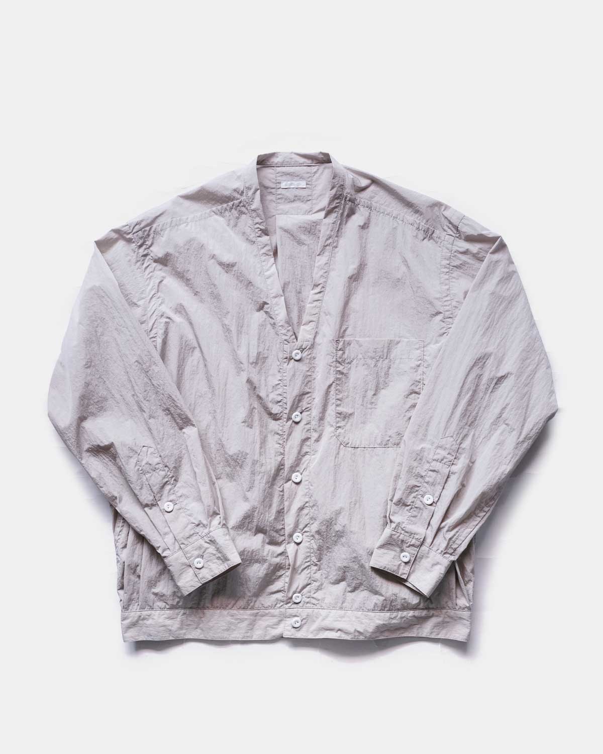 SOWBOW SHIRTS type F cardigan -SHRINKLE NYLON-GREIGE（正面）