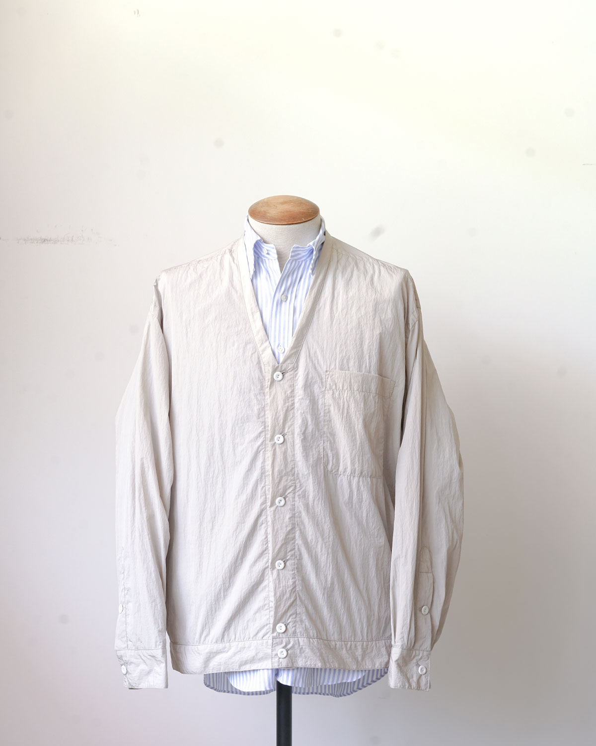 SOWBOW SHIRTS type F cardigan -SHRINKLE NYLON-GREIGE（インナーシャツ）