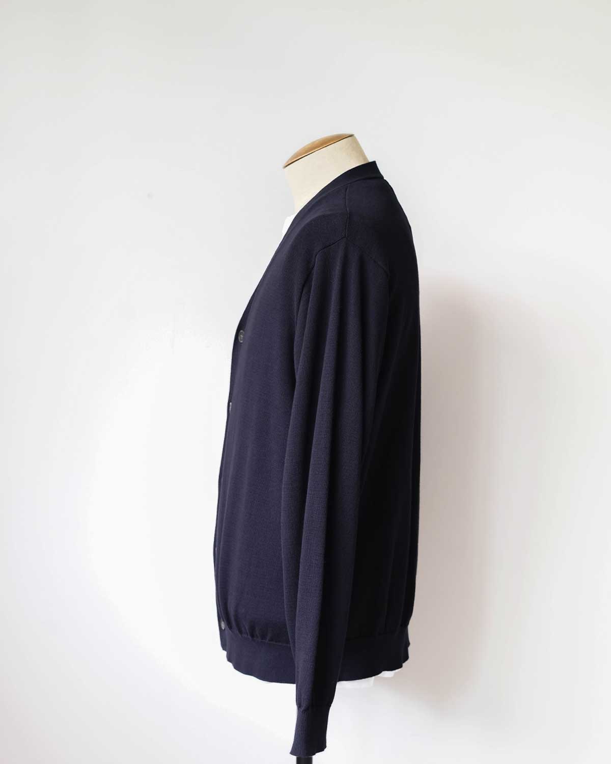 NAVY（側面）