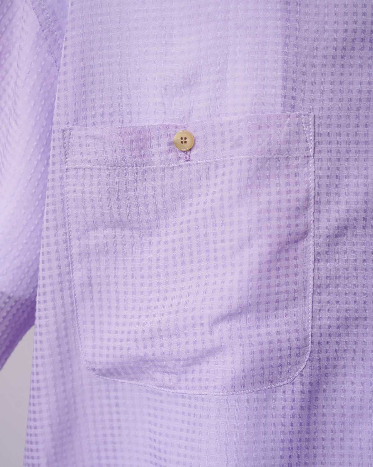 purple（ボタン付きのポケットは少し大きめです）