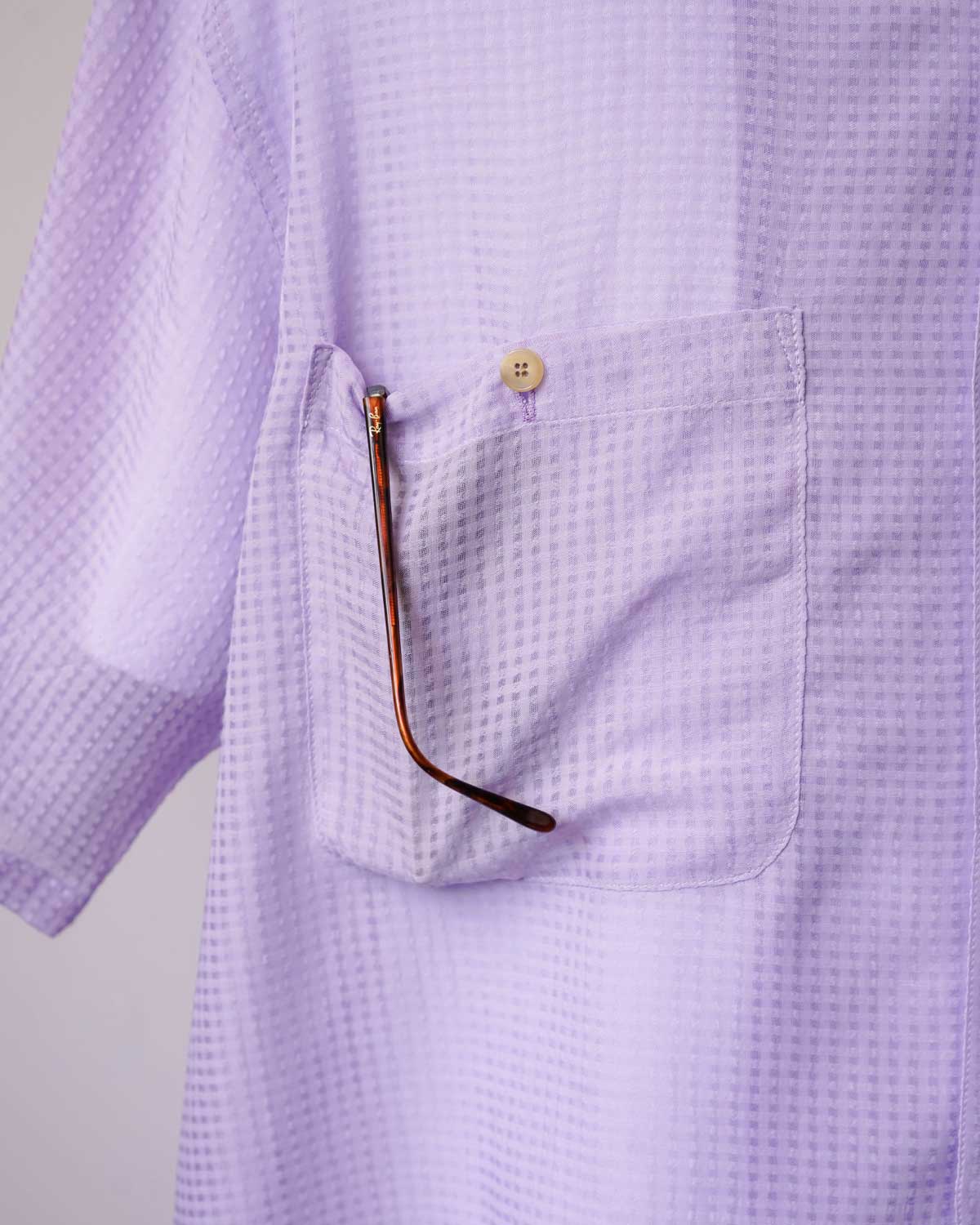 purple（メガネやサングラスも収納しやすいです）