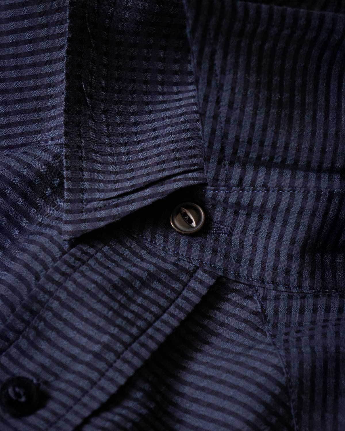 NAVY CHECK（トップボタンのみ猫目ボタンでワーク調な仕上がり）