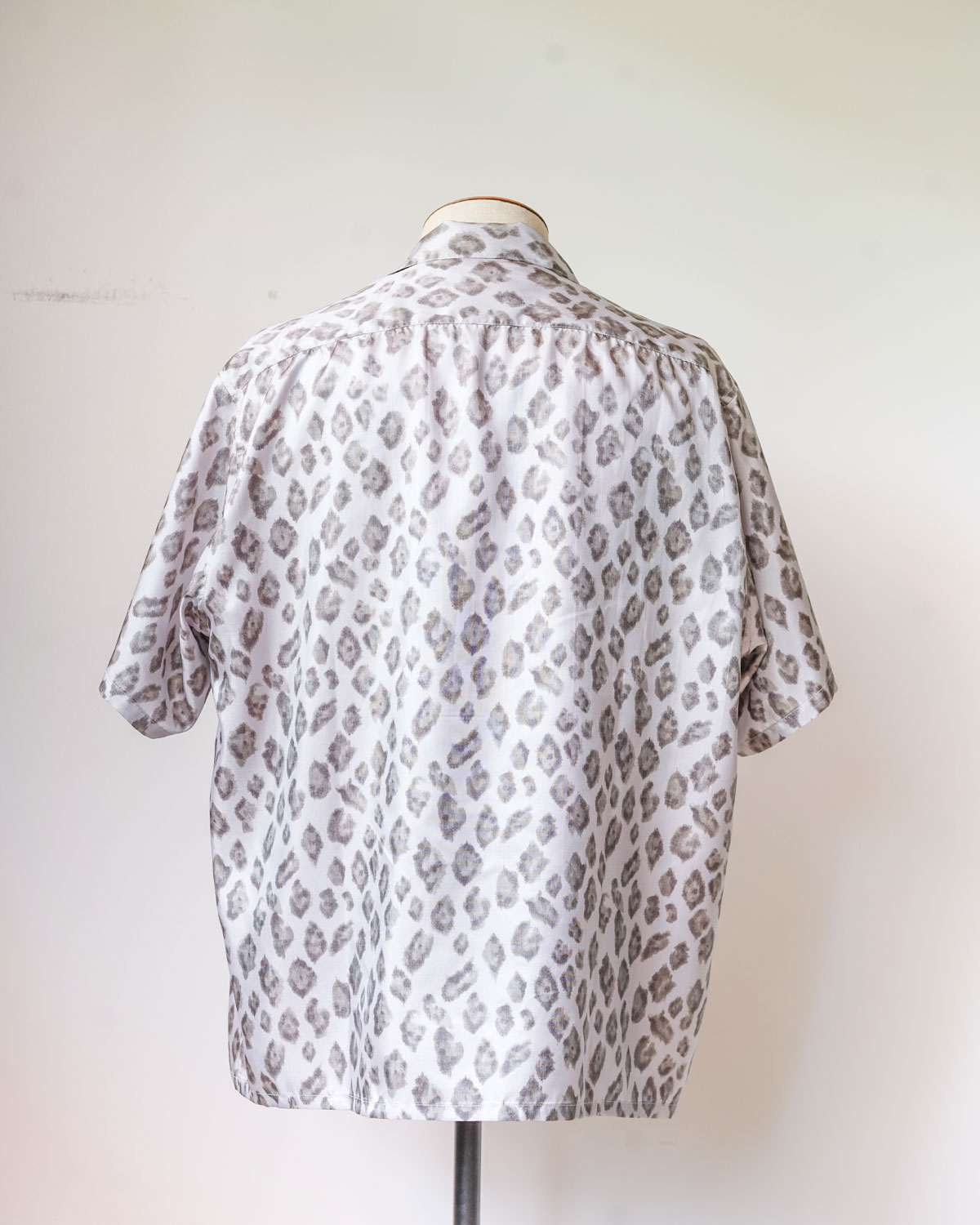 LEOPARD(背面)