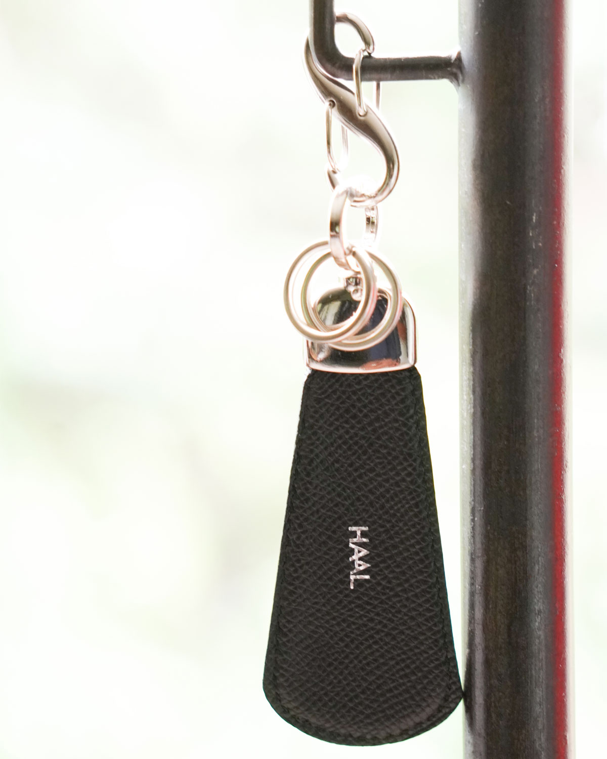 AMULET SHOE HORN (H06)