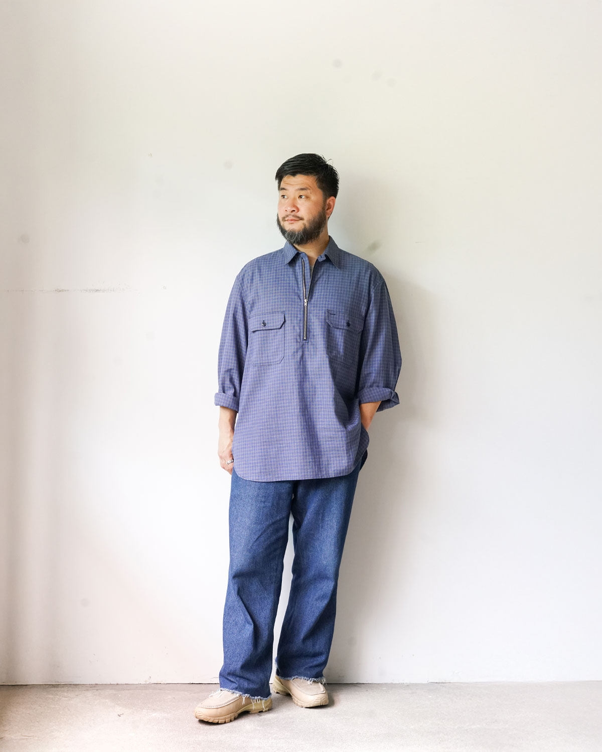 BLUE×GREY(165cm66kgでMサイズを着用)