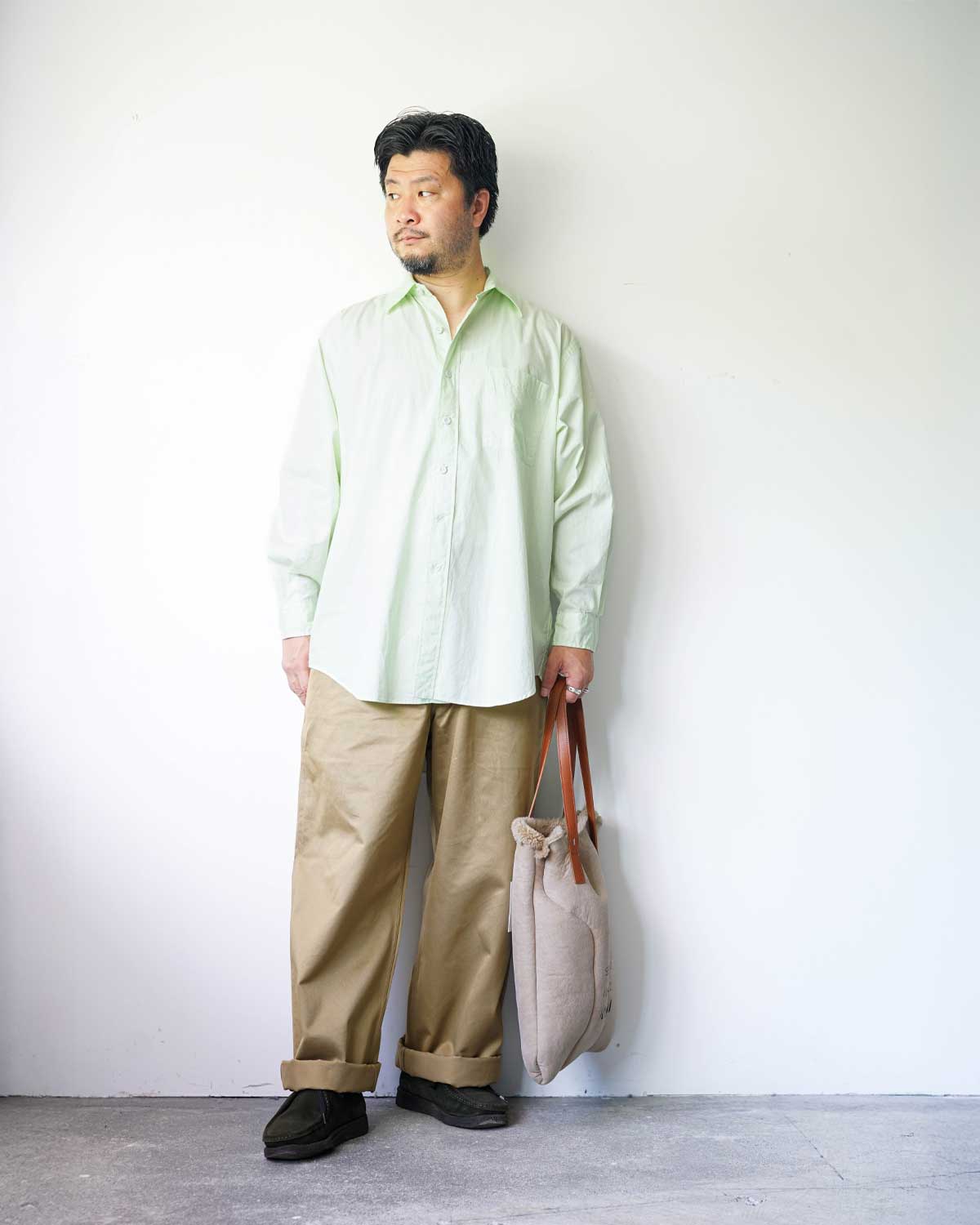 BEIGE（165cm66kgウエスト80cmでサイズ５を着用）