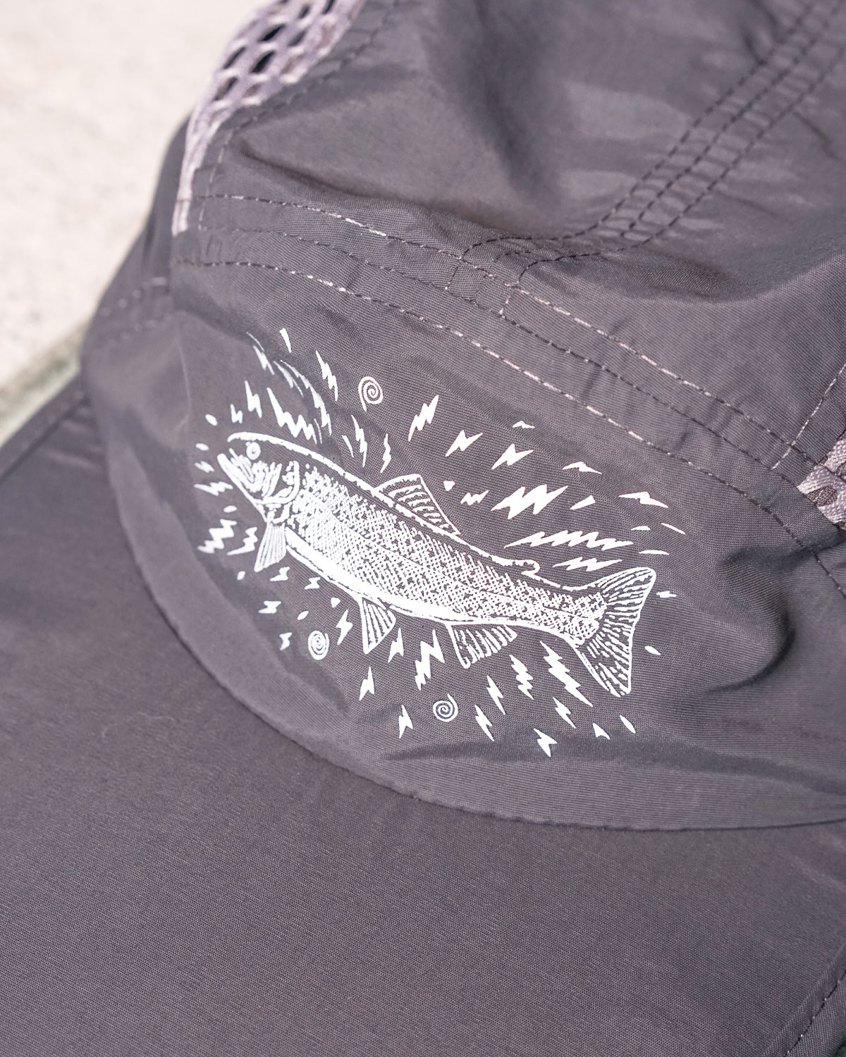 charcoal(電気魚はリフレクターなので光ります)