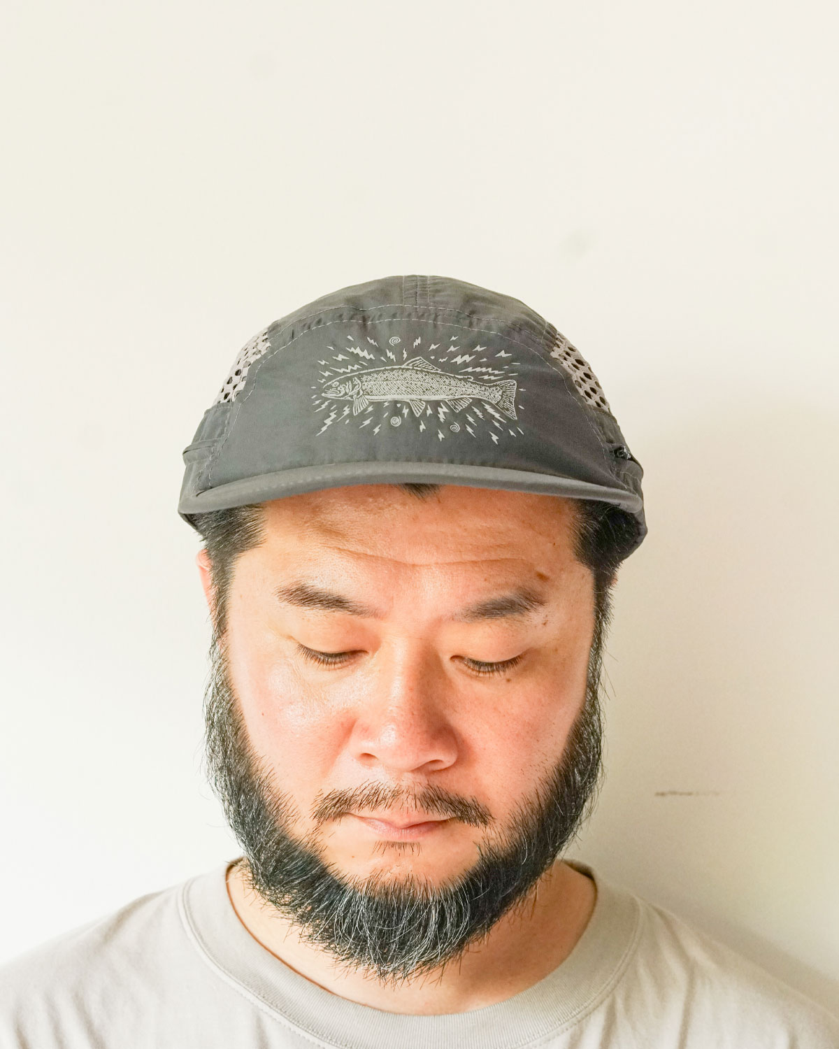 charcoal(通常:正面)