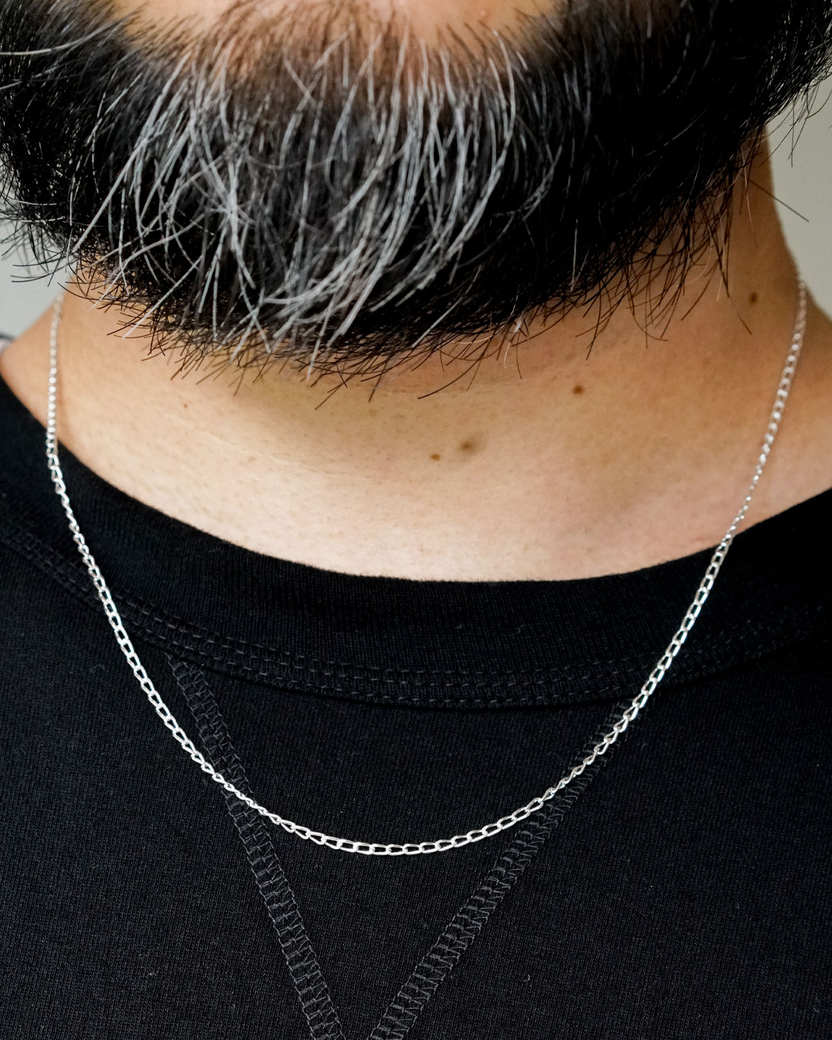 SILVER(LONGサイズは50cm男性着用正面)