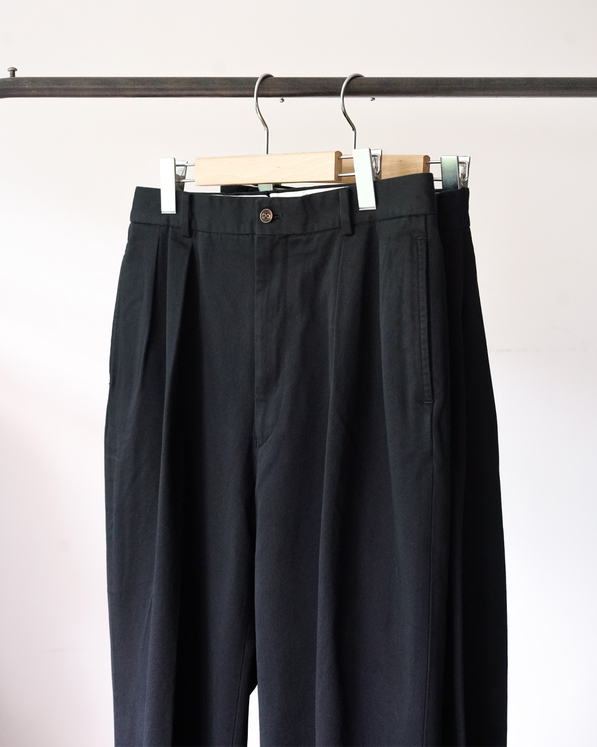 NEAT Chino - BLACK 7/1〜オンラインスタート