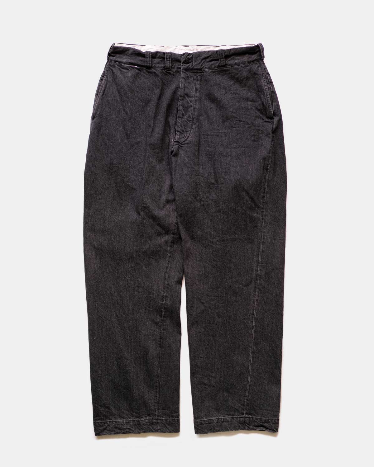 MEDIUM BLACK