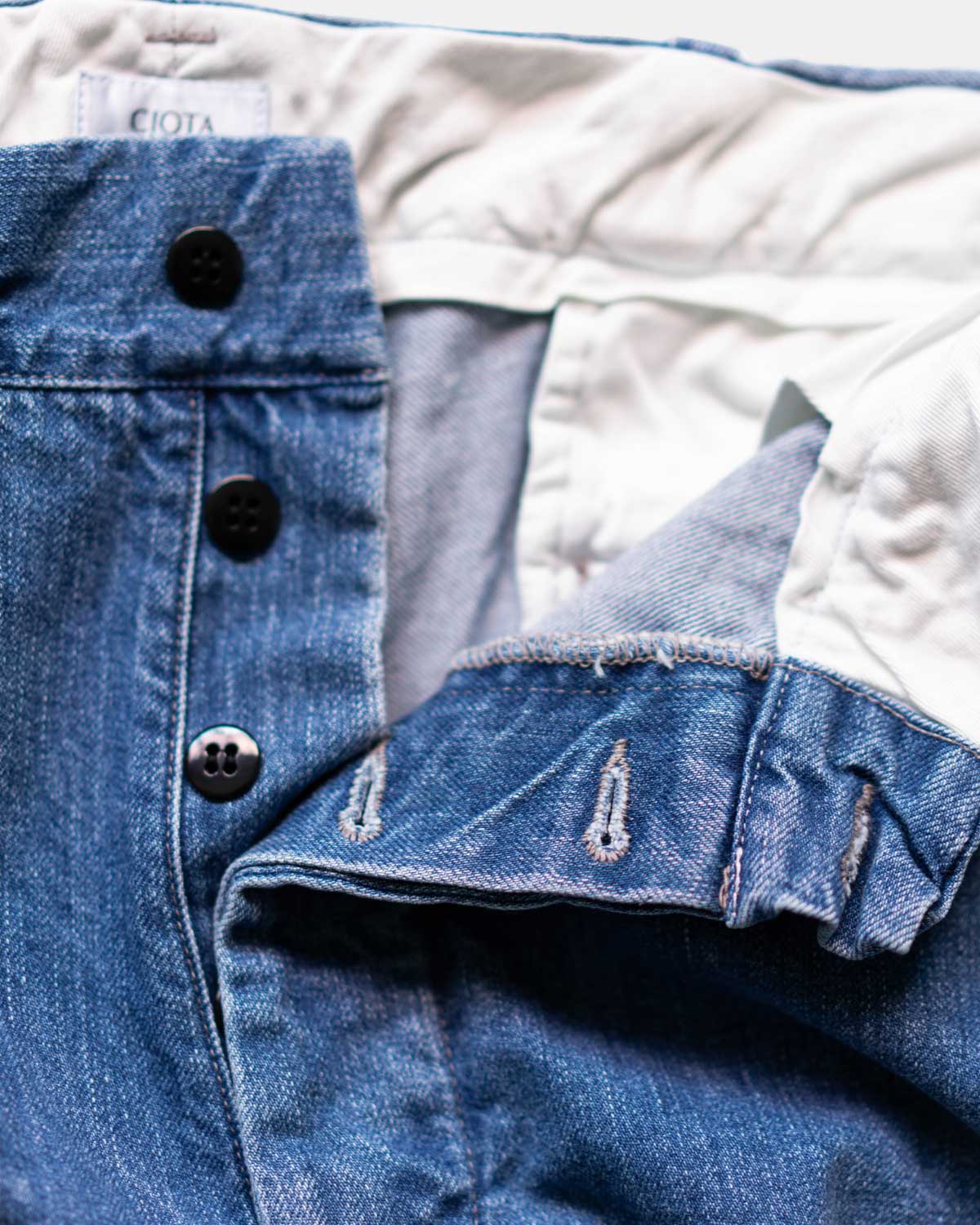 MEDIUM DARK BLUE DAMAGE