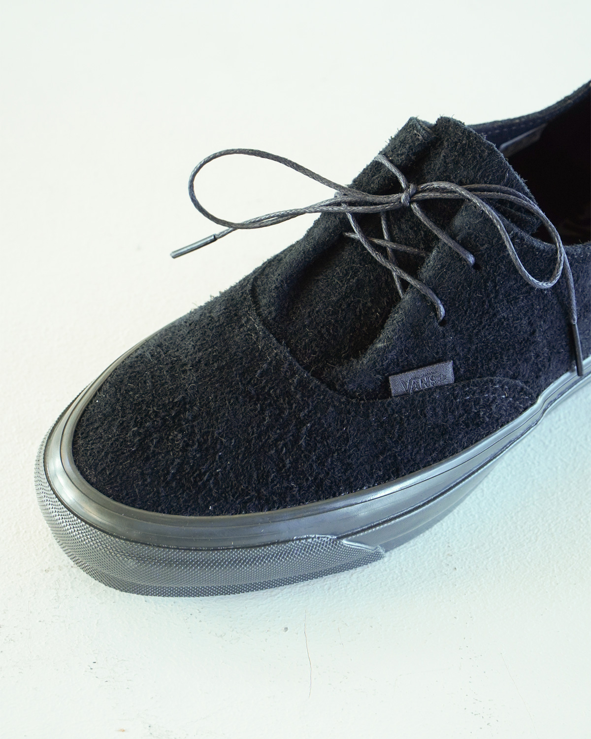 VANS：PREMIUM Authentic Ease Hairy Suede [Black]