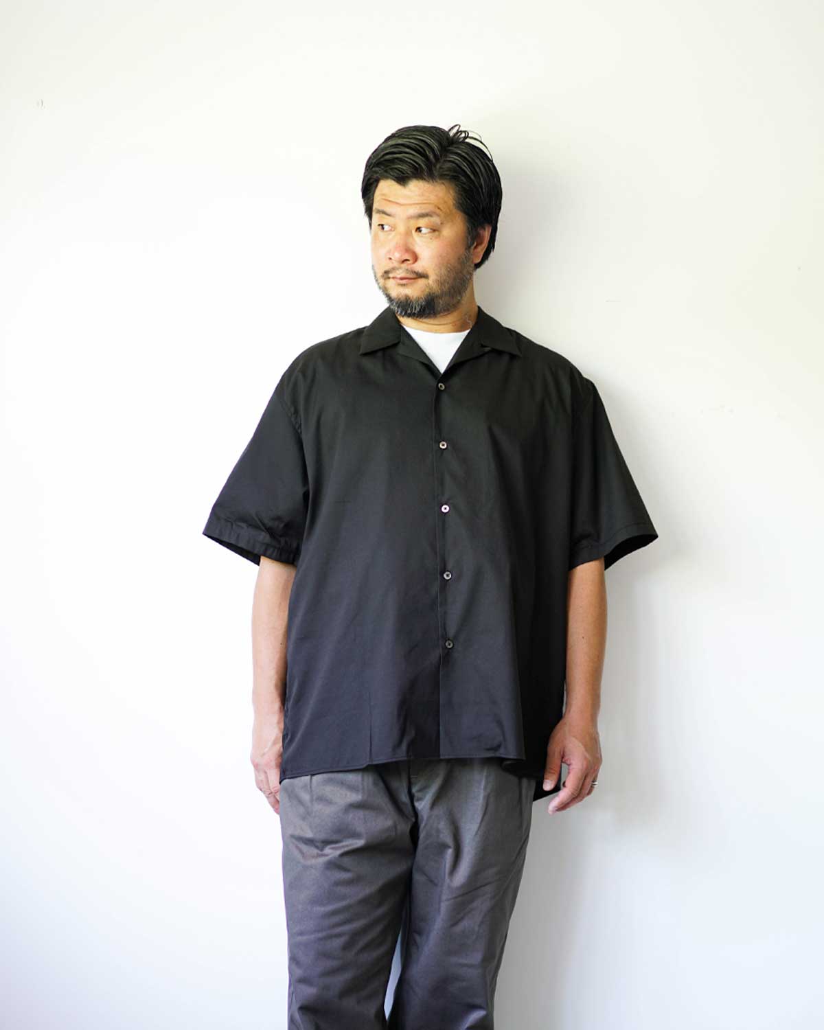 Open Collar Short Sleeve Shirt (Cotton Rayon) black