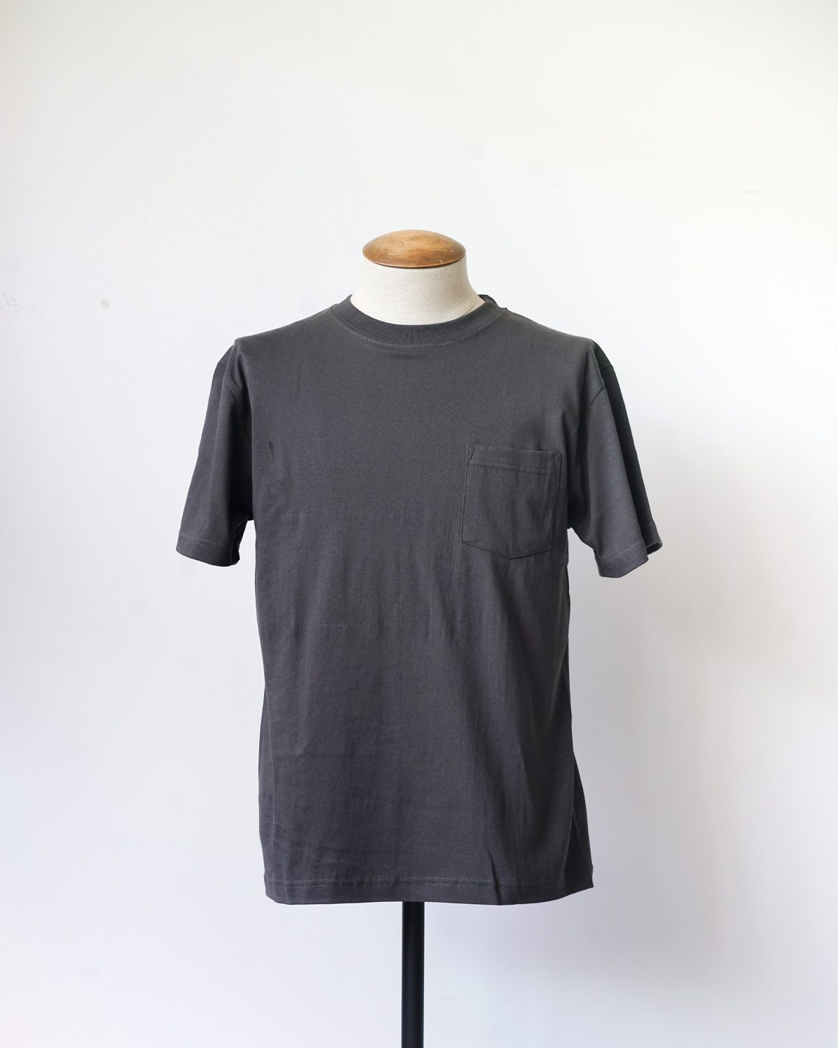 BLACK（フロント）