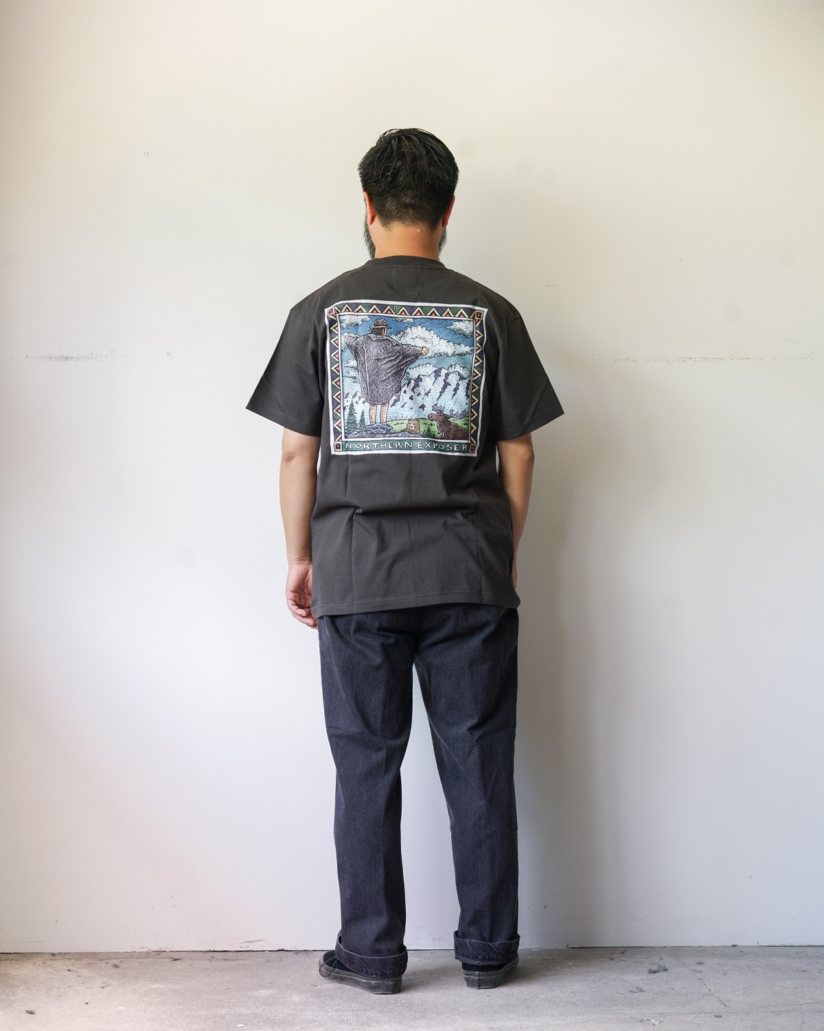 BLACK（165cm66kgでLサイズを着用：背面）