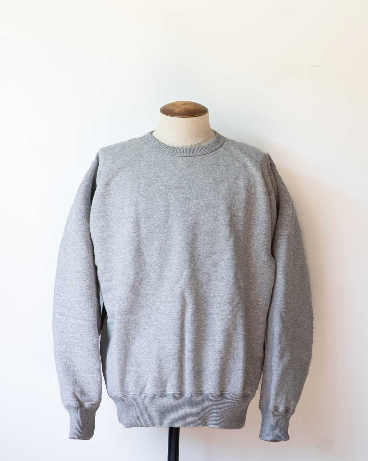 CREW NECK SWEAT "GREY" [VICTORIA ATHLETICS]