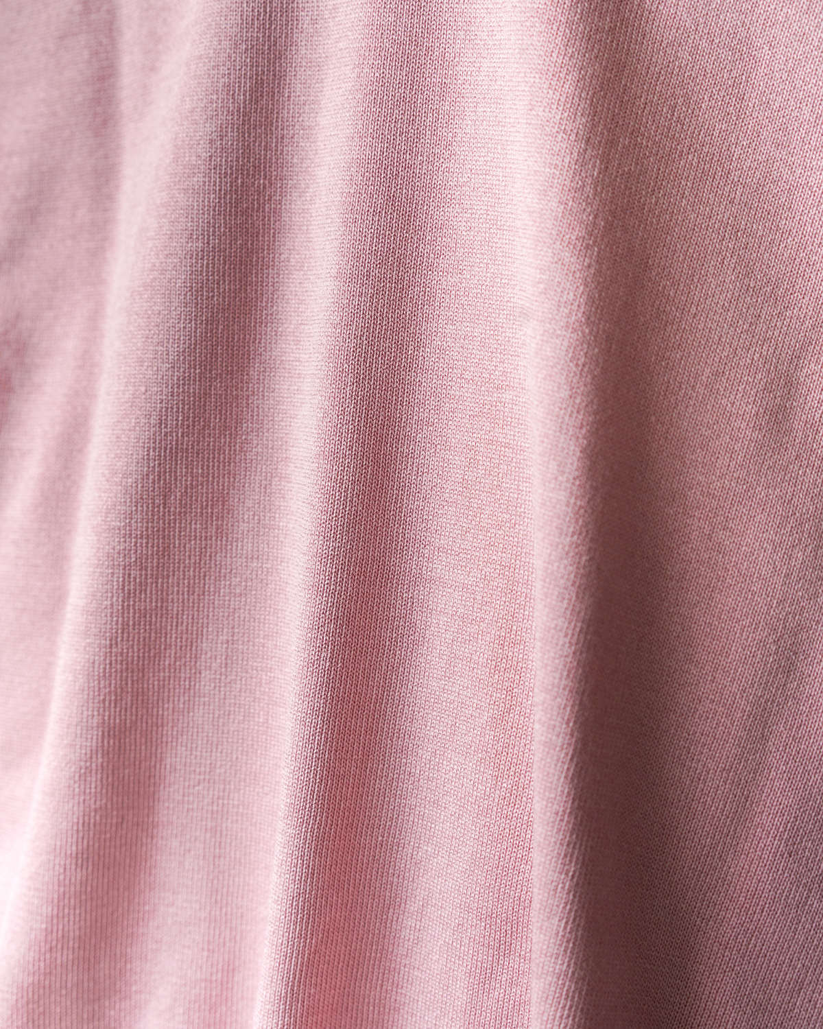 PINK(滑らかでこうタウはありながらもシャリ感のある上質なシルクです)