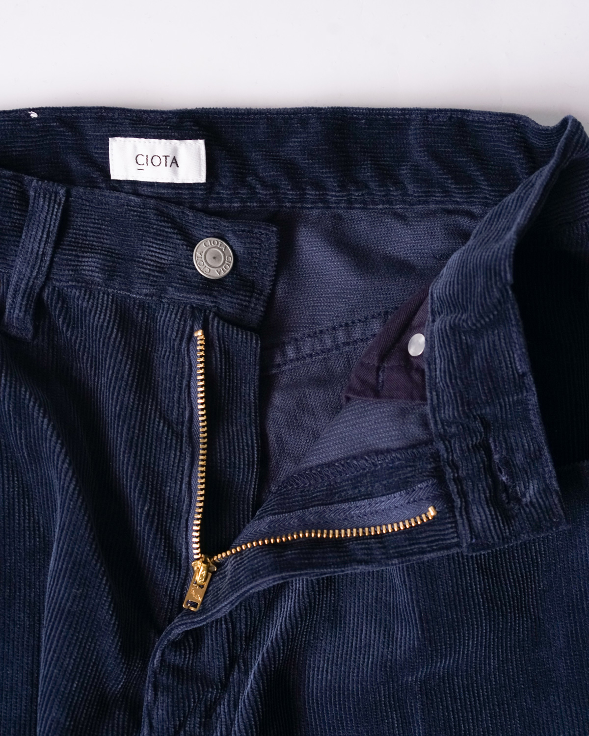 NAVY（前立てはジッパーの仕様で快適です）