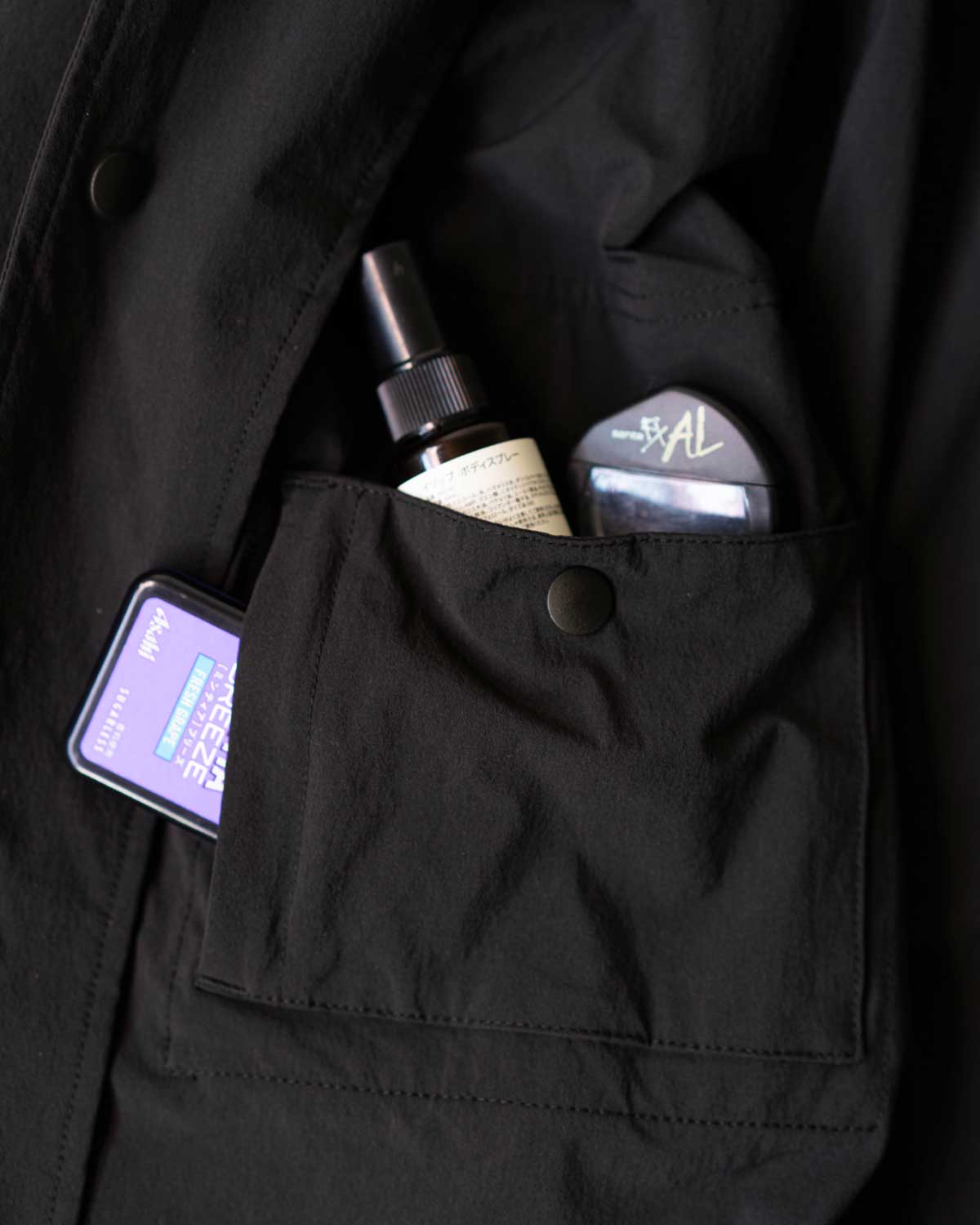 BLACK（生地がストレッチするので重量のあるものは少し伸びるので注意）