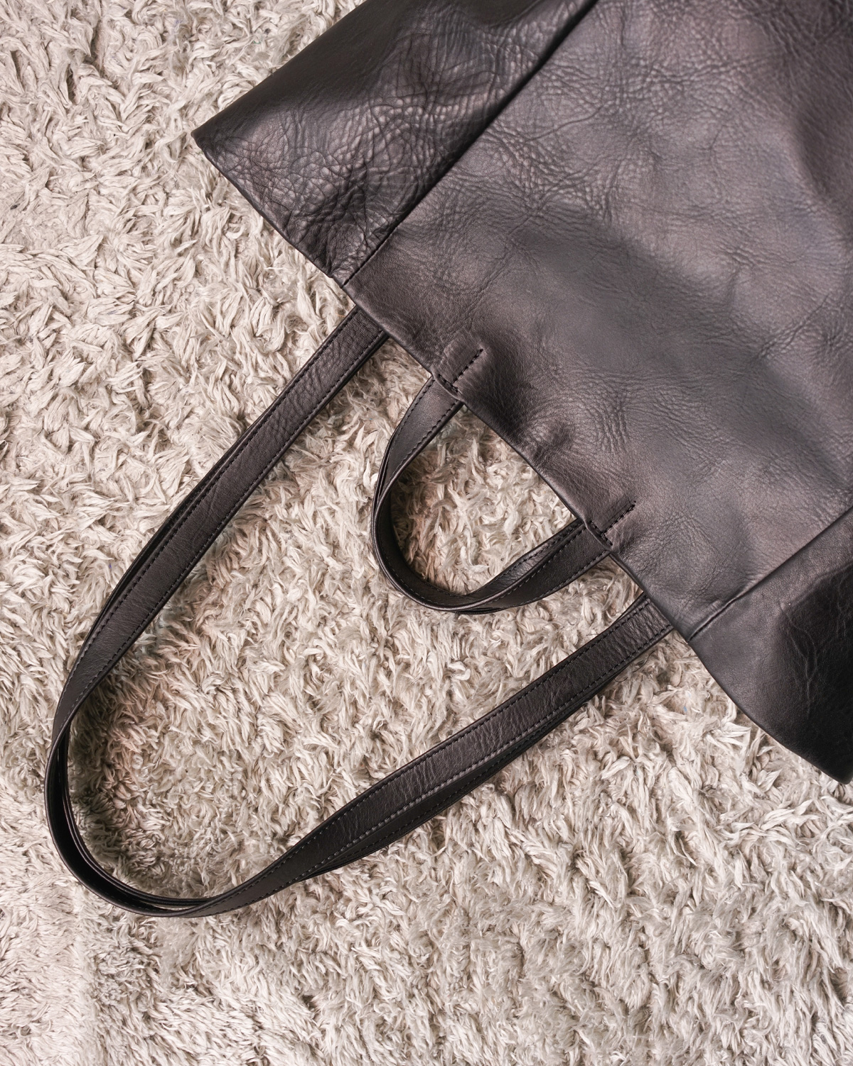 TALL BOX TOTE - Black [HAAL]