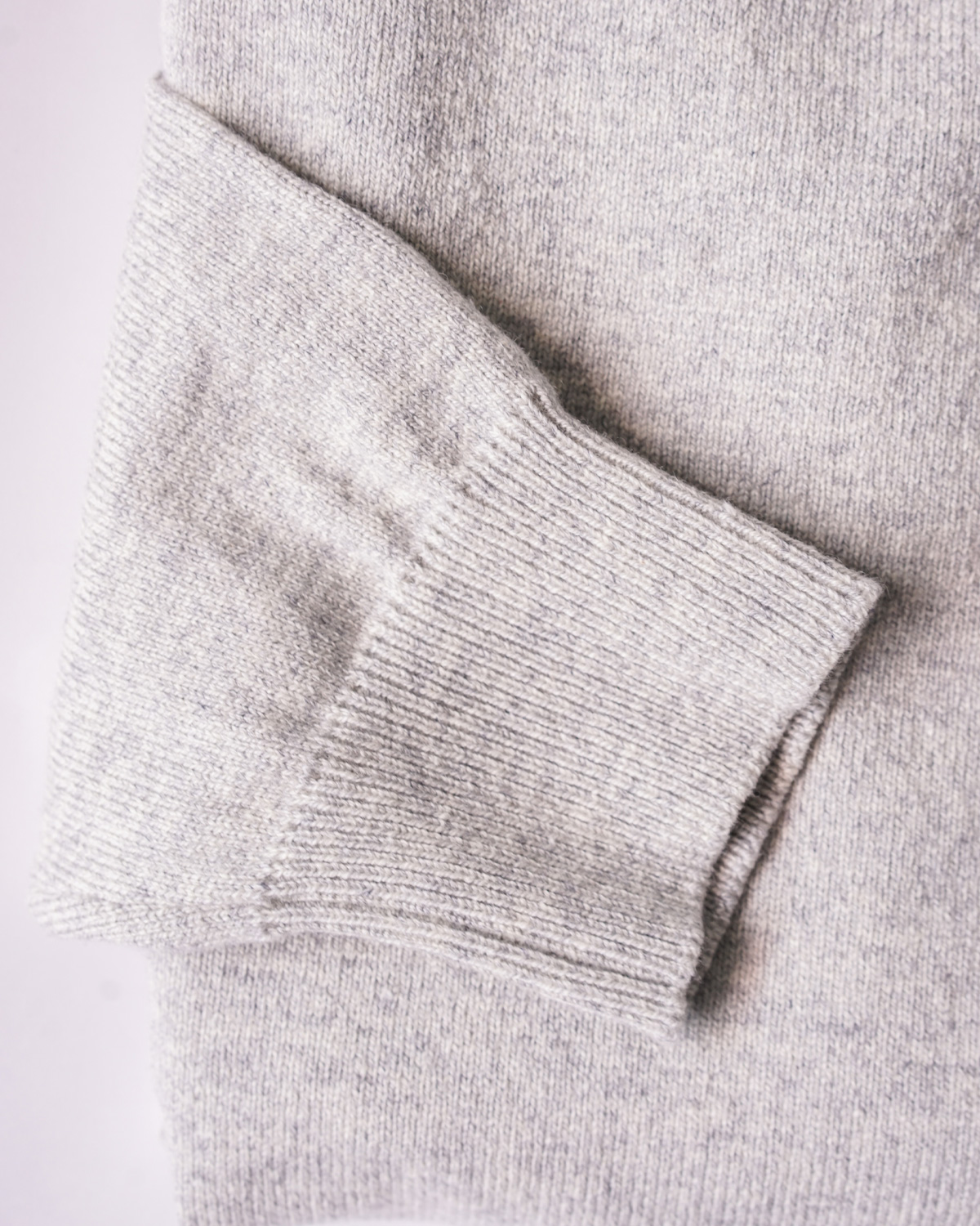 Top Gray(程よく詰まった袖リブ)