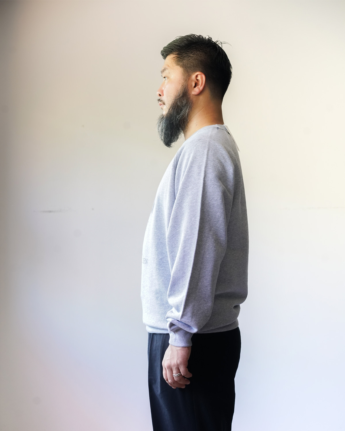 GREY：（165cm66kgでMサイズがジャストサイズです）