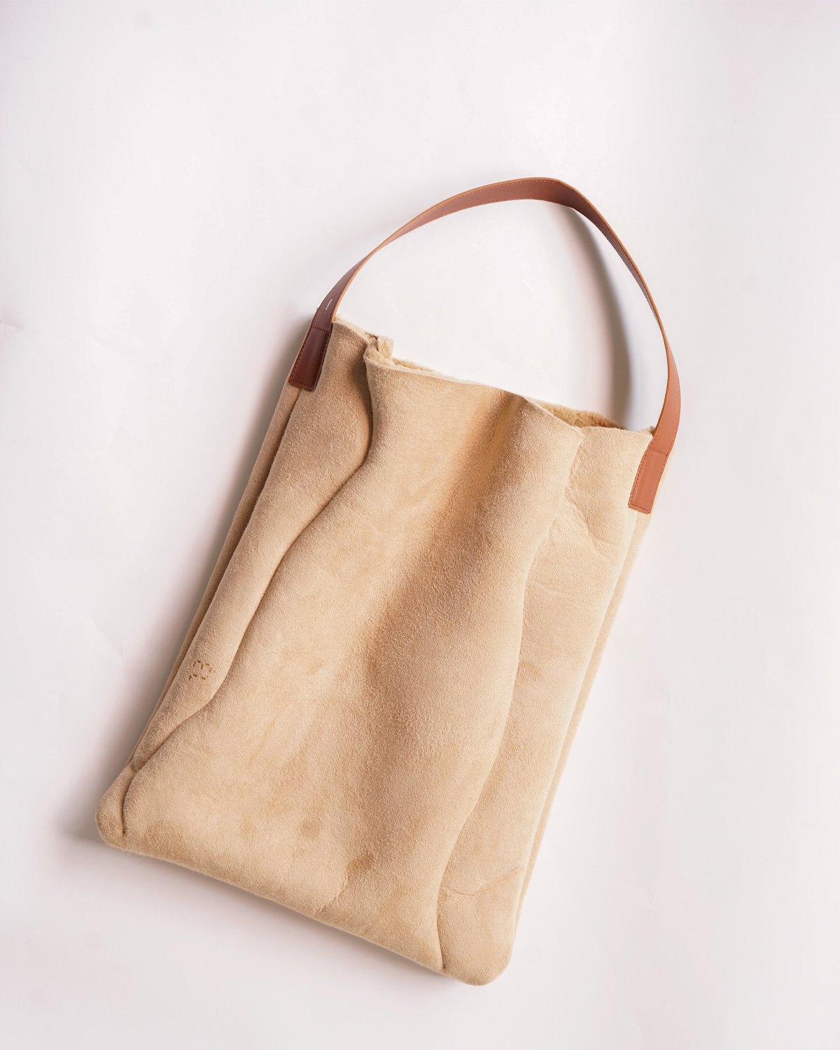 PRIMITIVE ONE SHOULDER BAG -MOUTON- natural