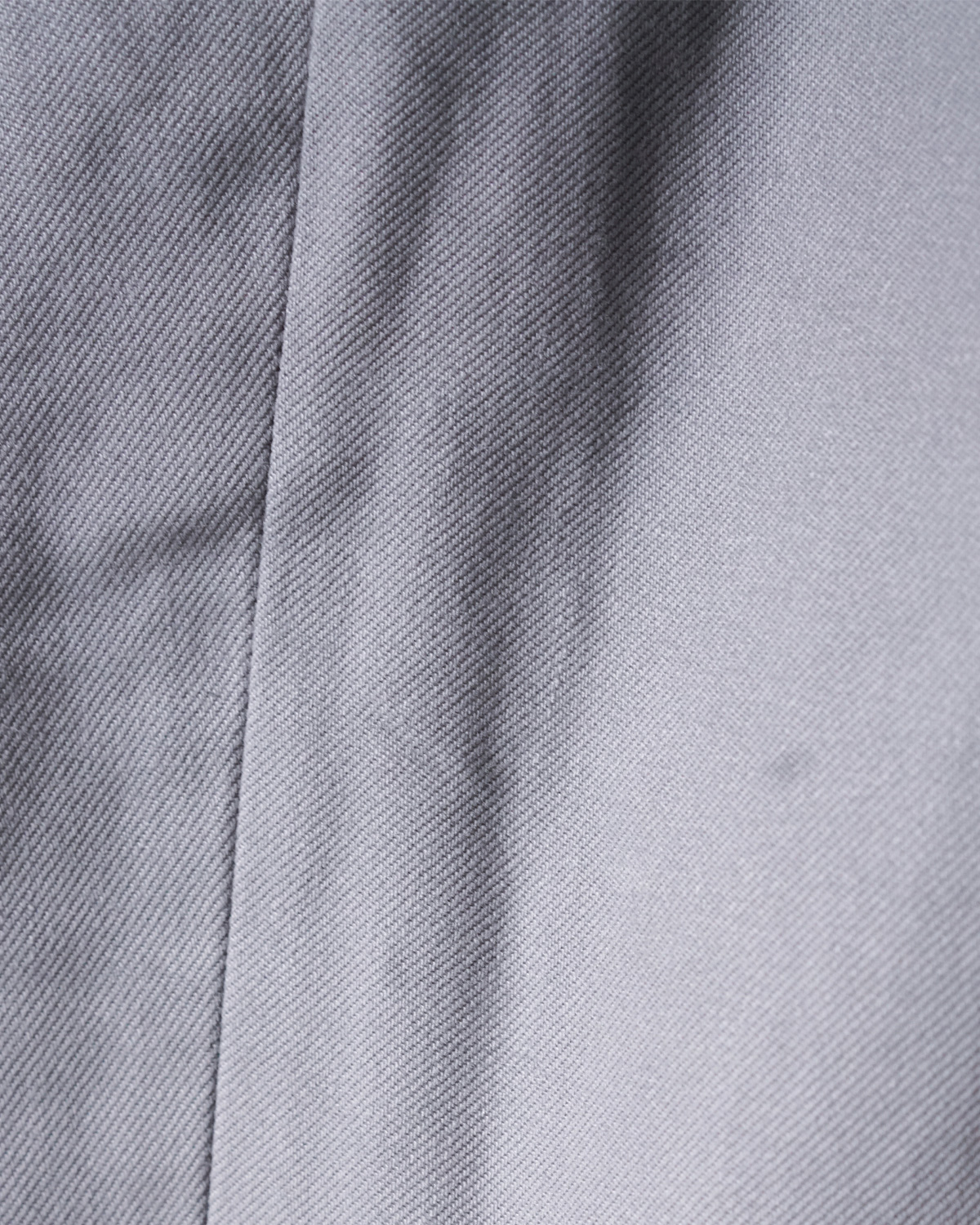 Gray(ややハリコシのある堅牢な生地です)