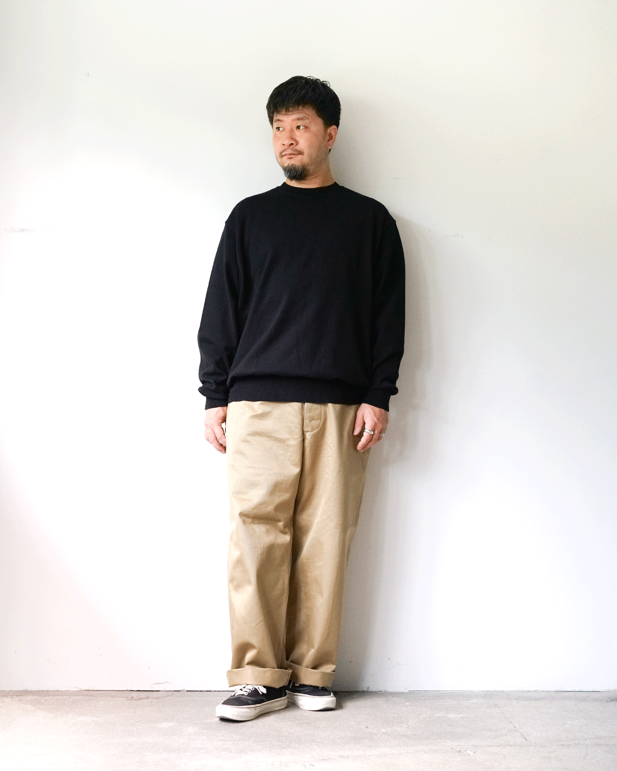 BLACK(165cm66kgM体型でサイズ3を着用)