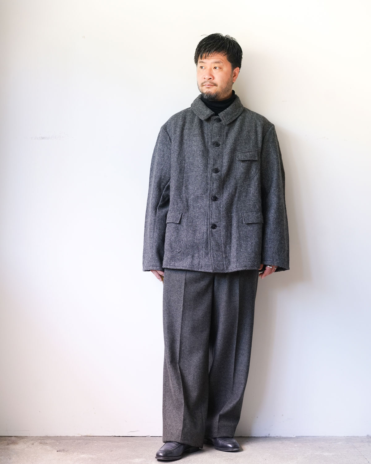 GRAY（165cm66kgサイズ３着用）