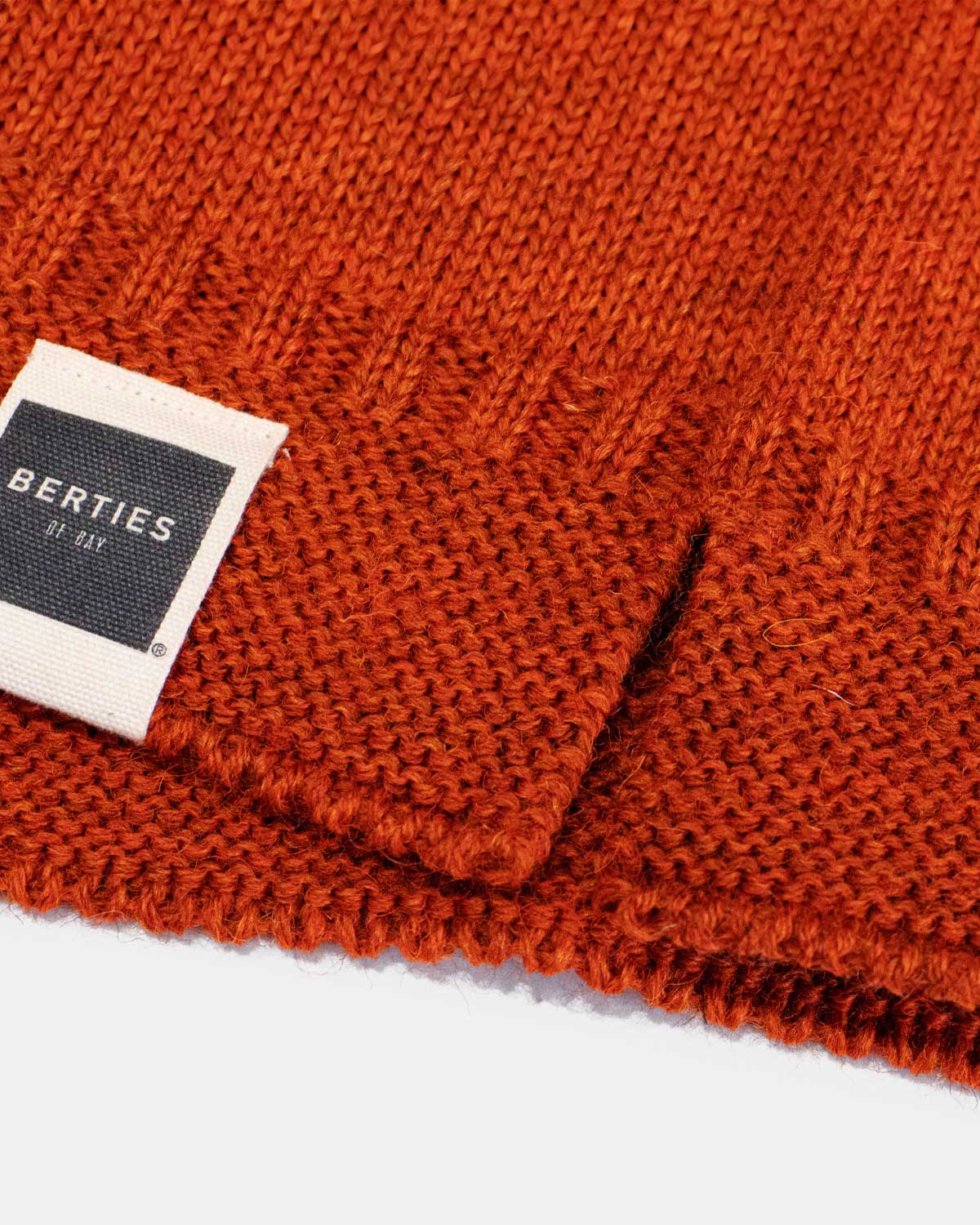 ORANGE（裾にはスリットが入ります）