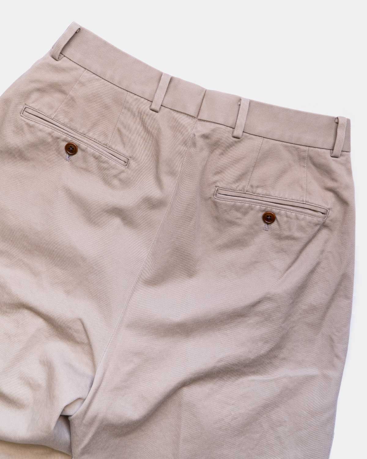 BEIGE（バックはボタン付き２ポケット）