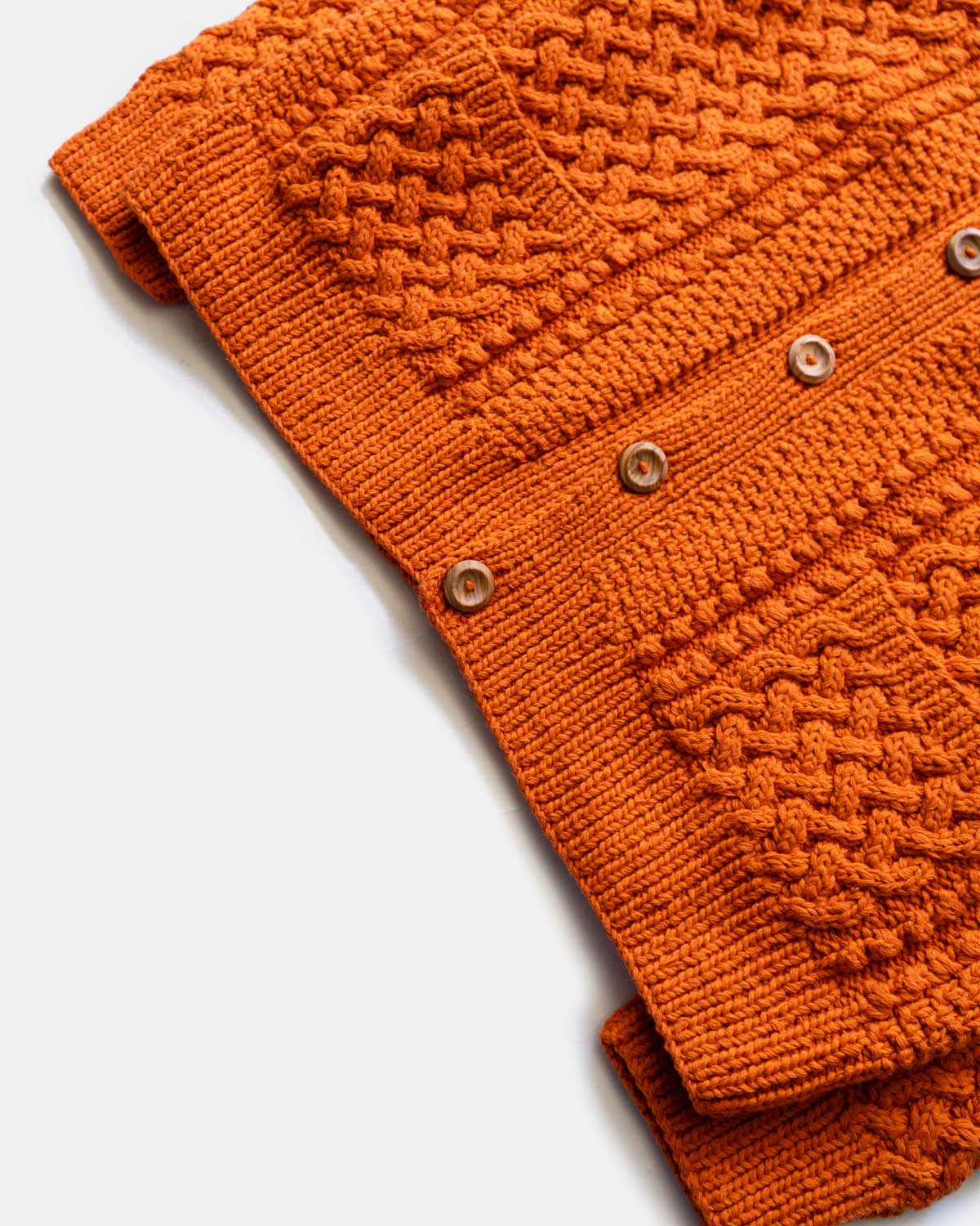 H.ORANGE（裾、袖リブも程よく効いてます）