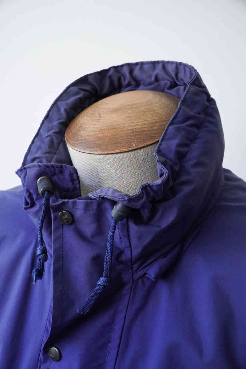 berghaus ”vintage goretex jacket” collar