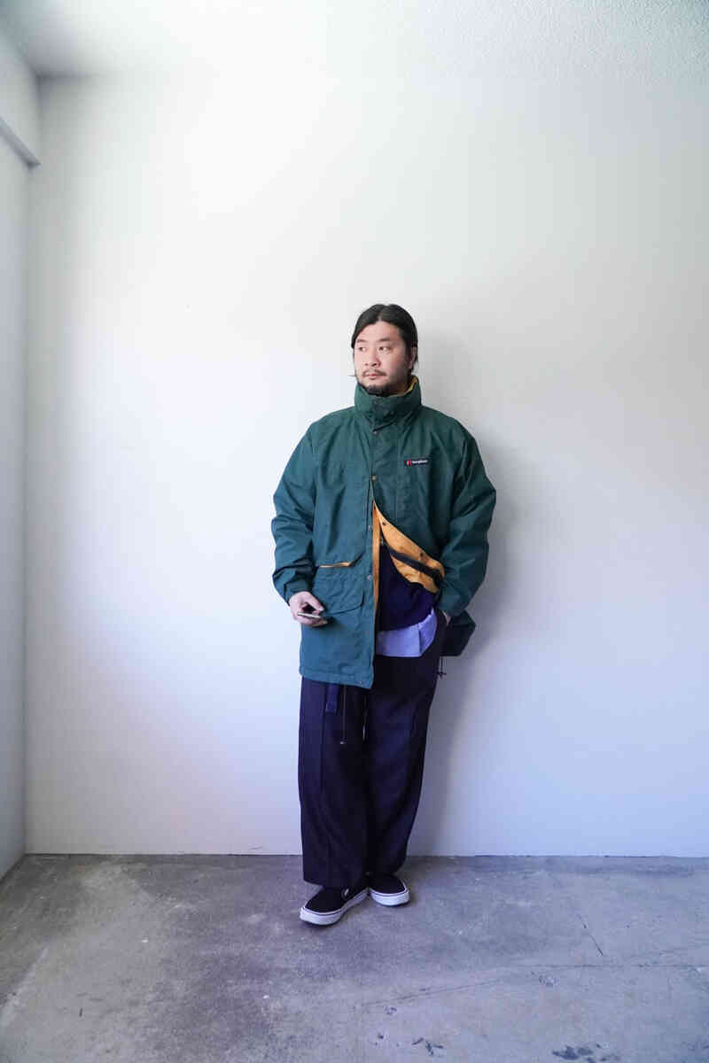 goretex jacket [vintage berghaus]wearing image