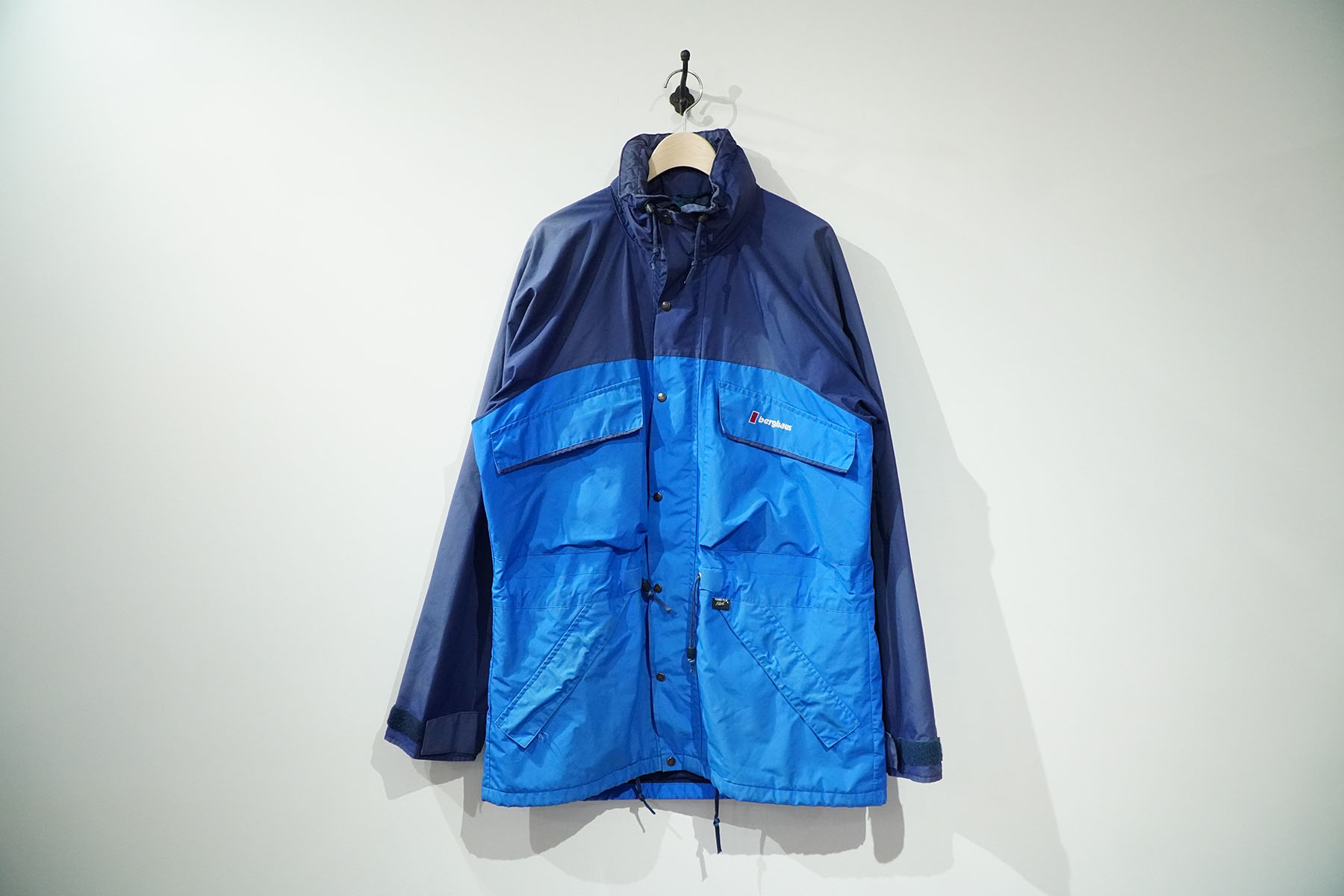 berghaus vintage gore tex jacket